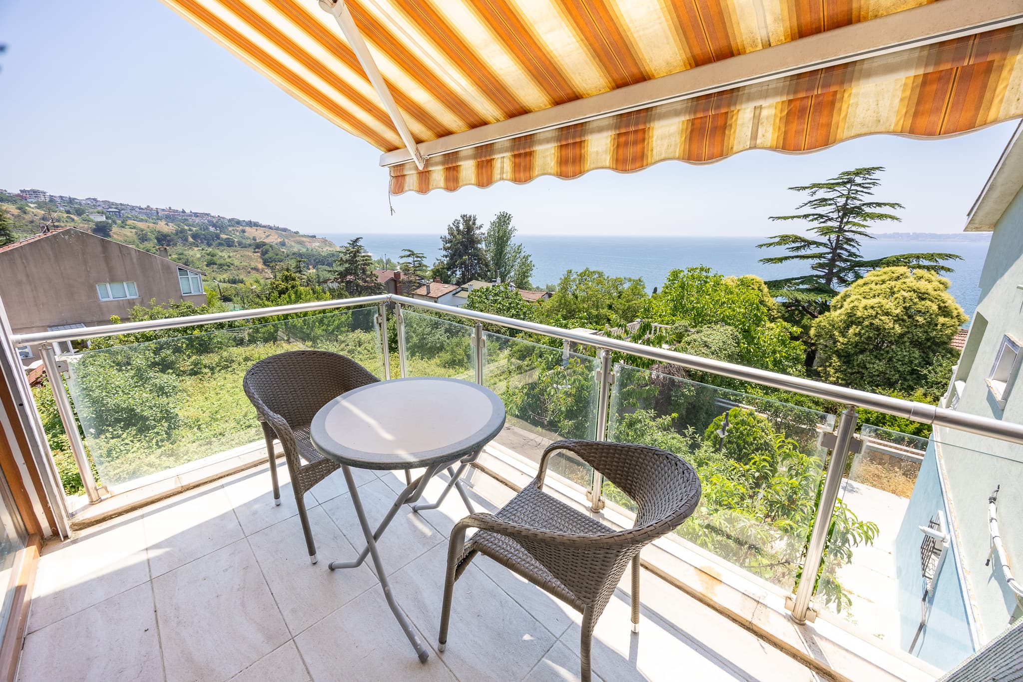 Sea View Villa | Private Pool, möbliertes Apartment in Büyükçekmece, Istanbul — image 3