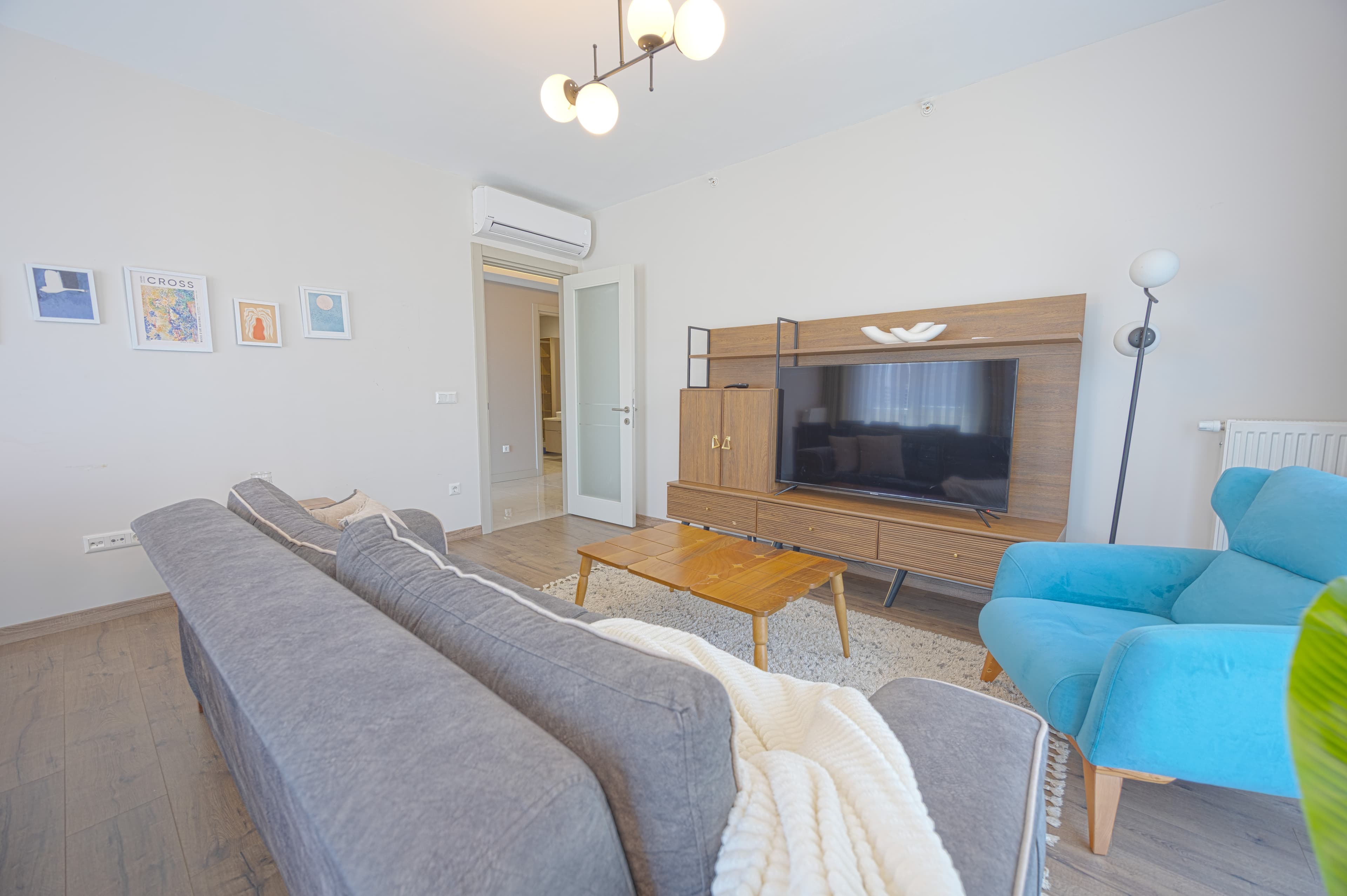 Family Home 2bedr with balcony and City View, furnished apartment in Başakşehir, Istanbul — image 6