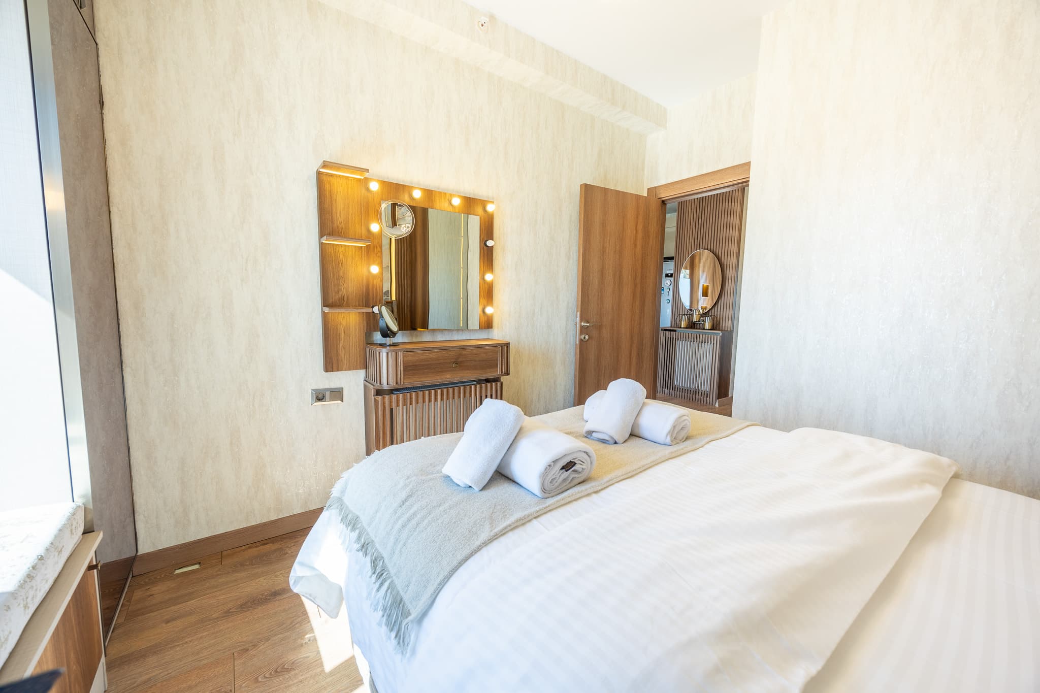 Warm & Stylish 1BR Apartment with City View, furnished apartment in Bağcılar, Istanbul — image 10