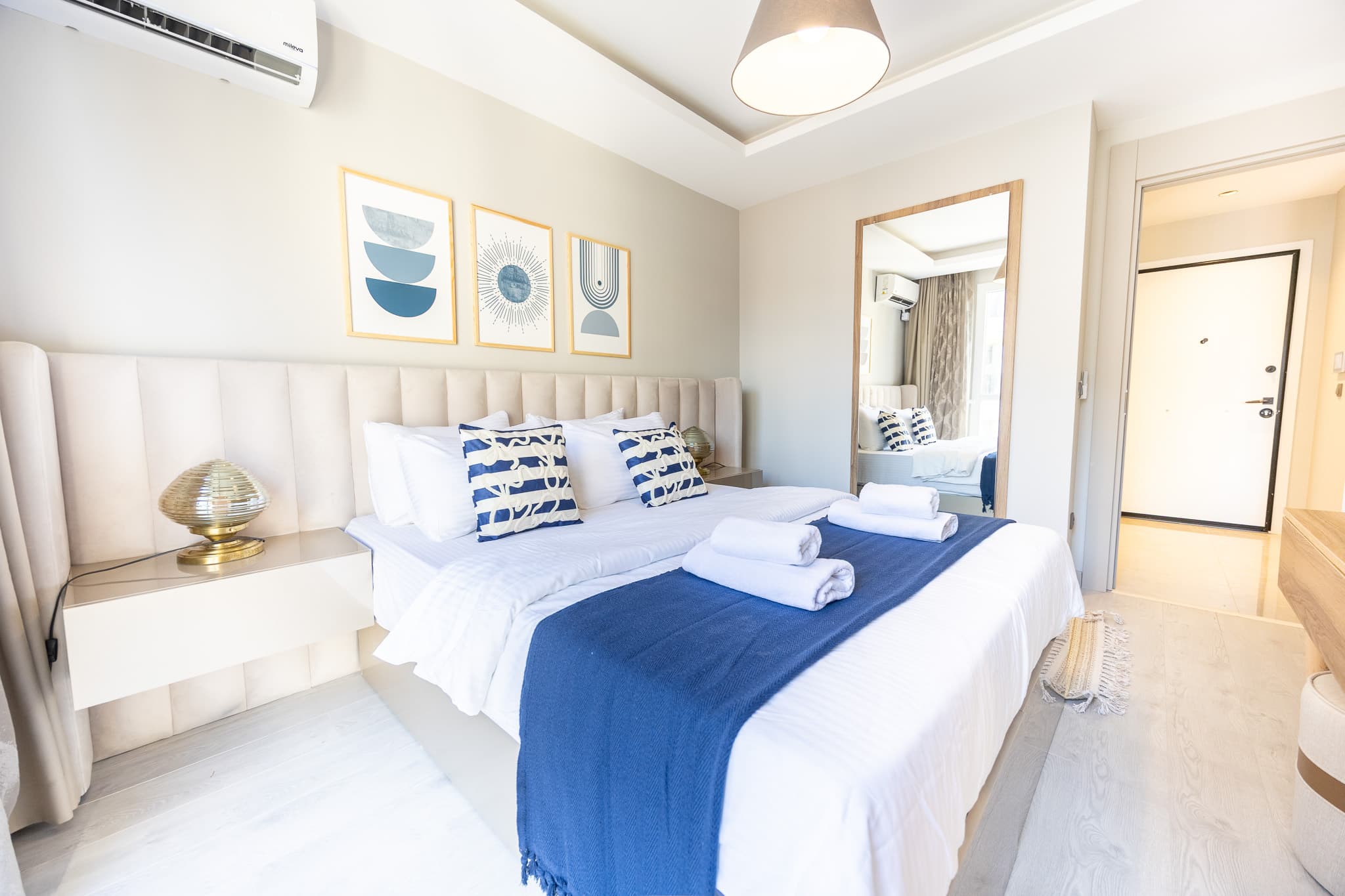 Relax Unwind: Inviting 1BR Apt, Cozy Interiors, apartamento amueblado en Küçükçekmece, Istanbul — image 8