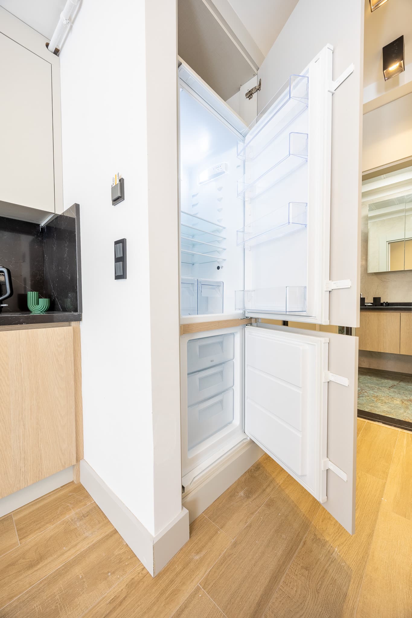 Stylish 1BR | Bright Modern Living, möbliertes Apartment in Beyoğlu, Istanbul — image 22