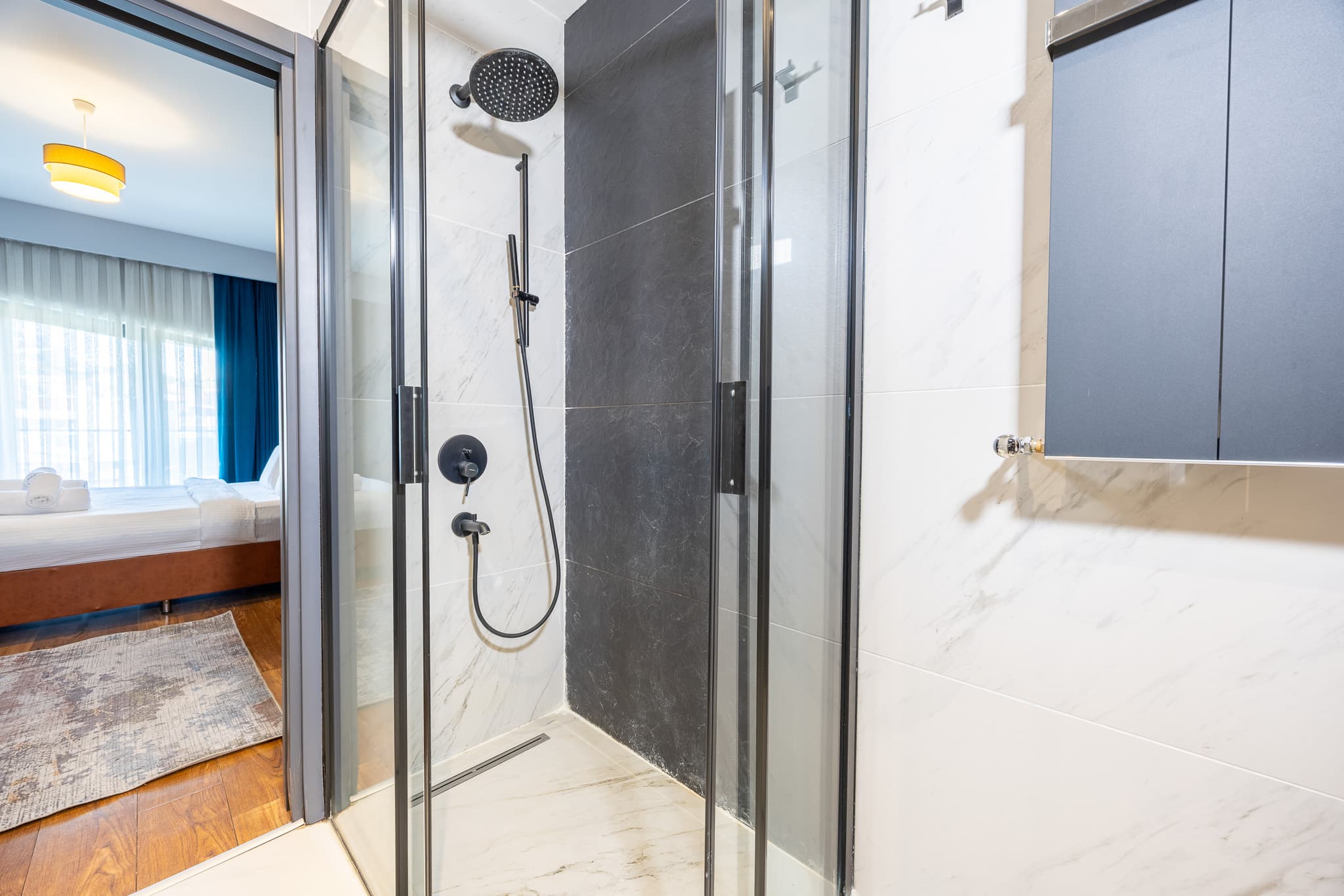 central City Apartment with Premium Amenities , möbliertes Apartment in Beyoğlu, Istanbul — image 11