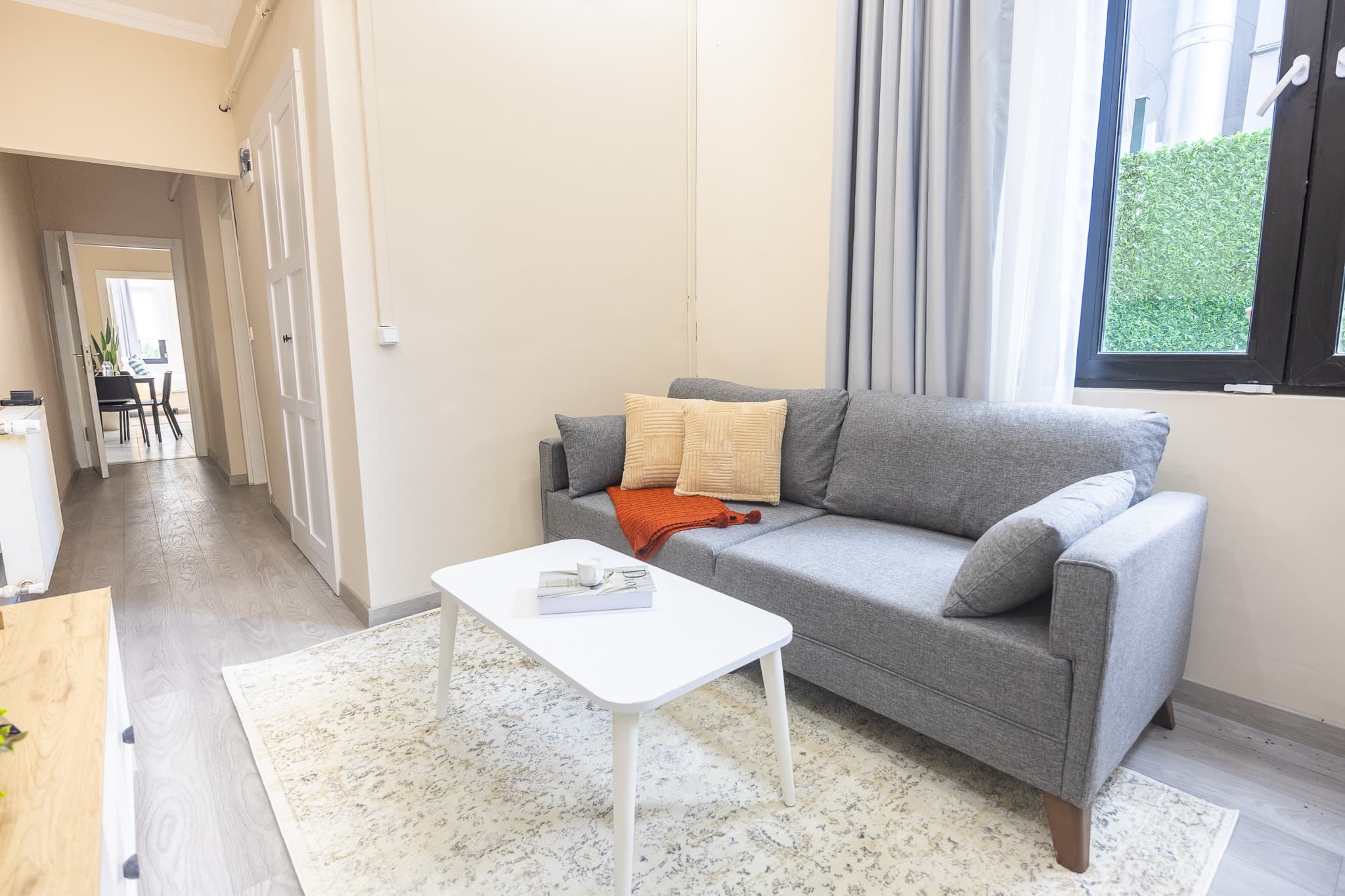 Bright & Modern 2 Bdr | Walk to Taksim, möbliertes Apartment in Beyoğlu, Istanbul — image 9