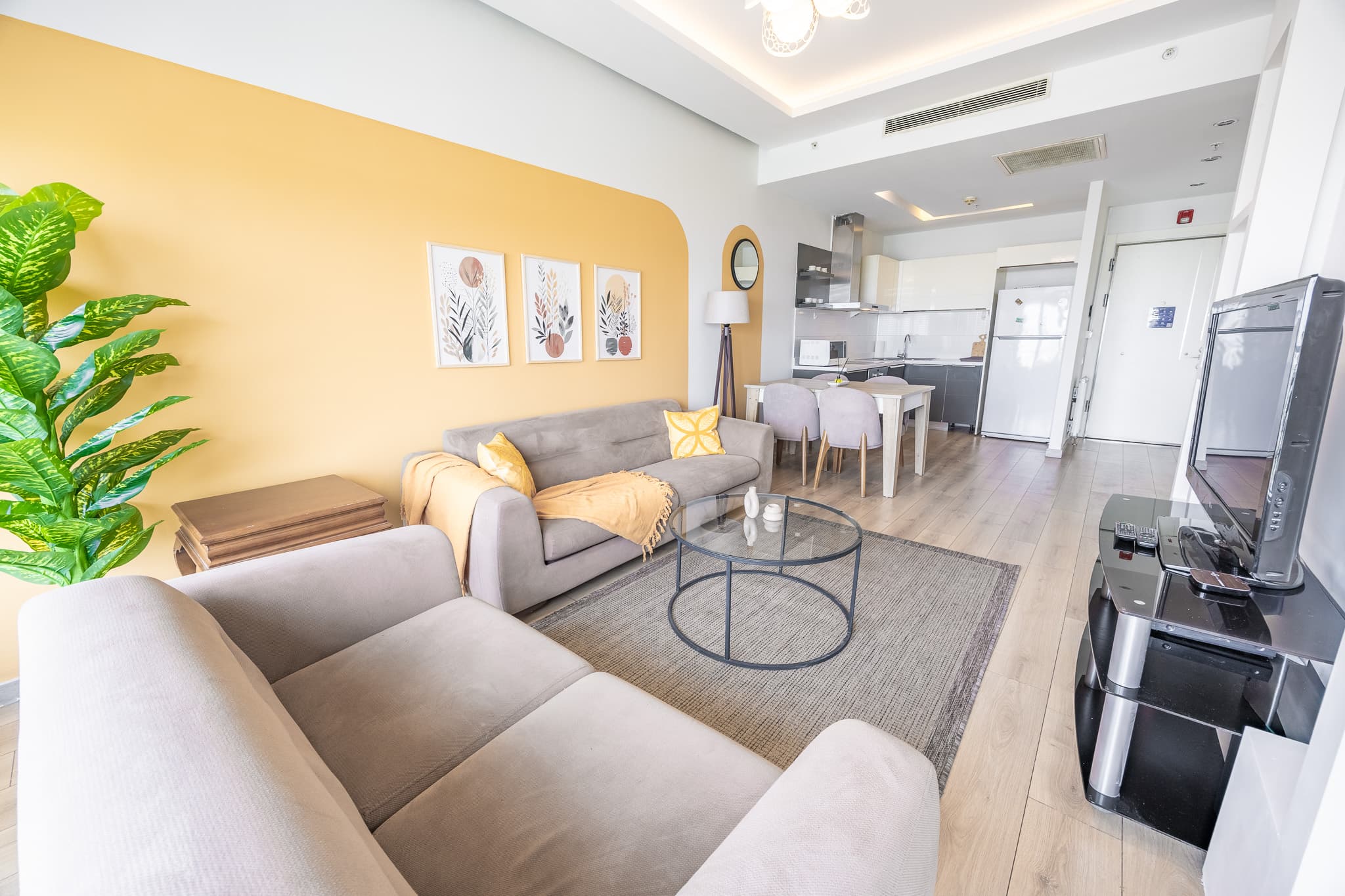 Bright & Cozy 1 Bedroom ın Mall of Istanbul — image 3