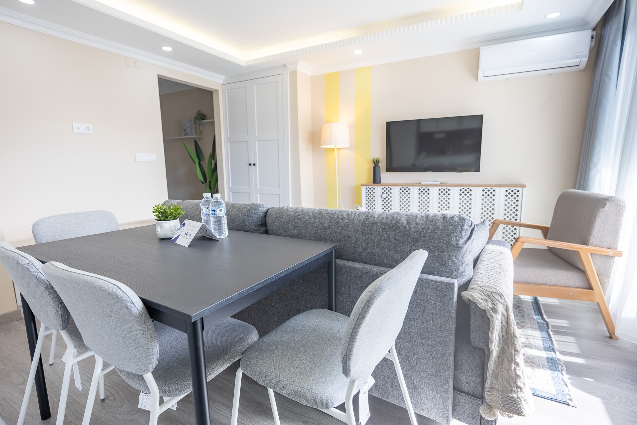 Bright & Modern 1 Bedroom | Walk to Taksim, möbliertes Apartment in Beyoğlu, Istanbul — image 6