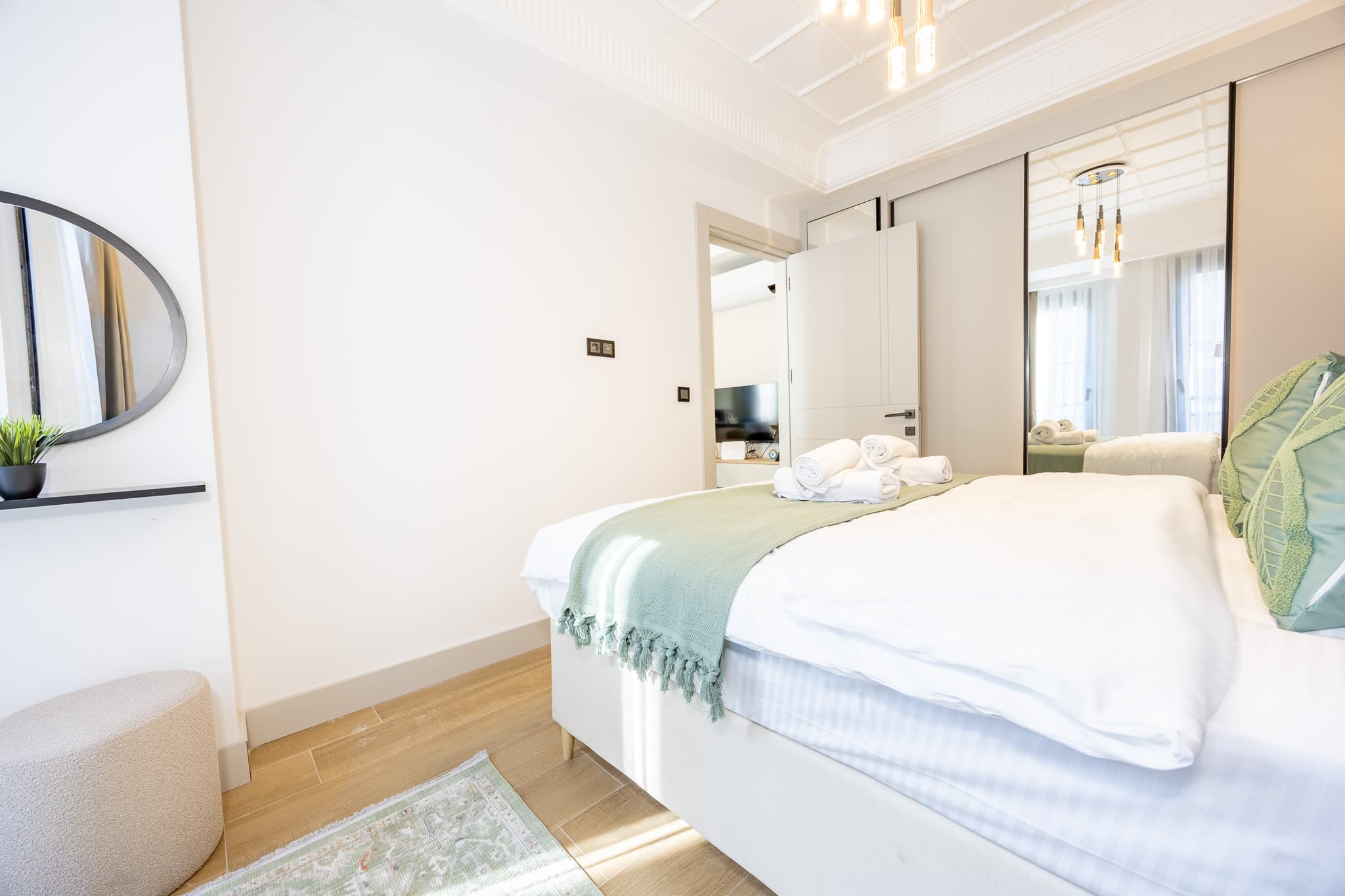 Stylish 1BR | Bright Modern Living, möbliertes Apartment in Beyoğlu, Istanbul — image 13