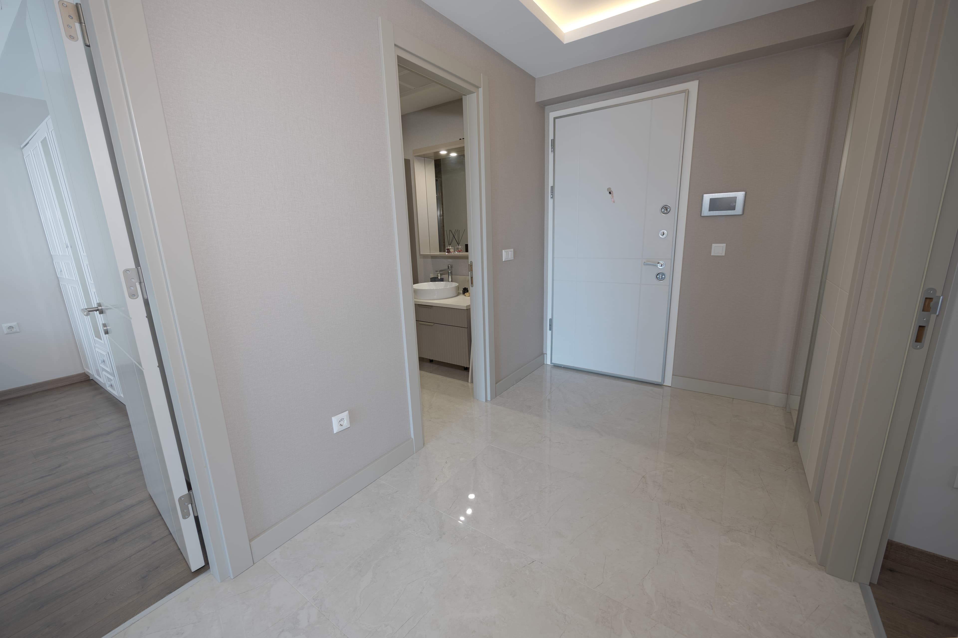 Family Home 2bedr with balcony and City View, furnished apartment in Başakşehir, Istanbul — image 22