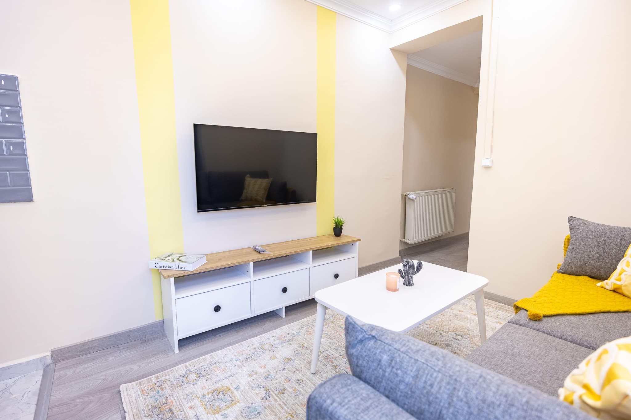Bright & Modern 2 Bdr | Walk to Taksim, möbliertes Apartment in Beyoğlu, Istanbul — image 6