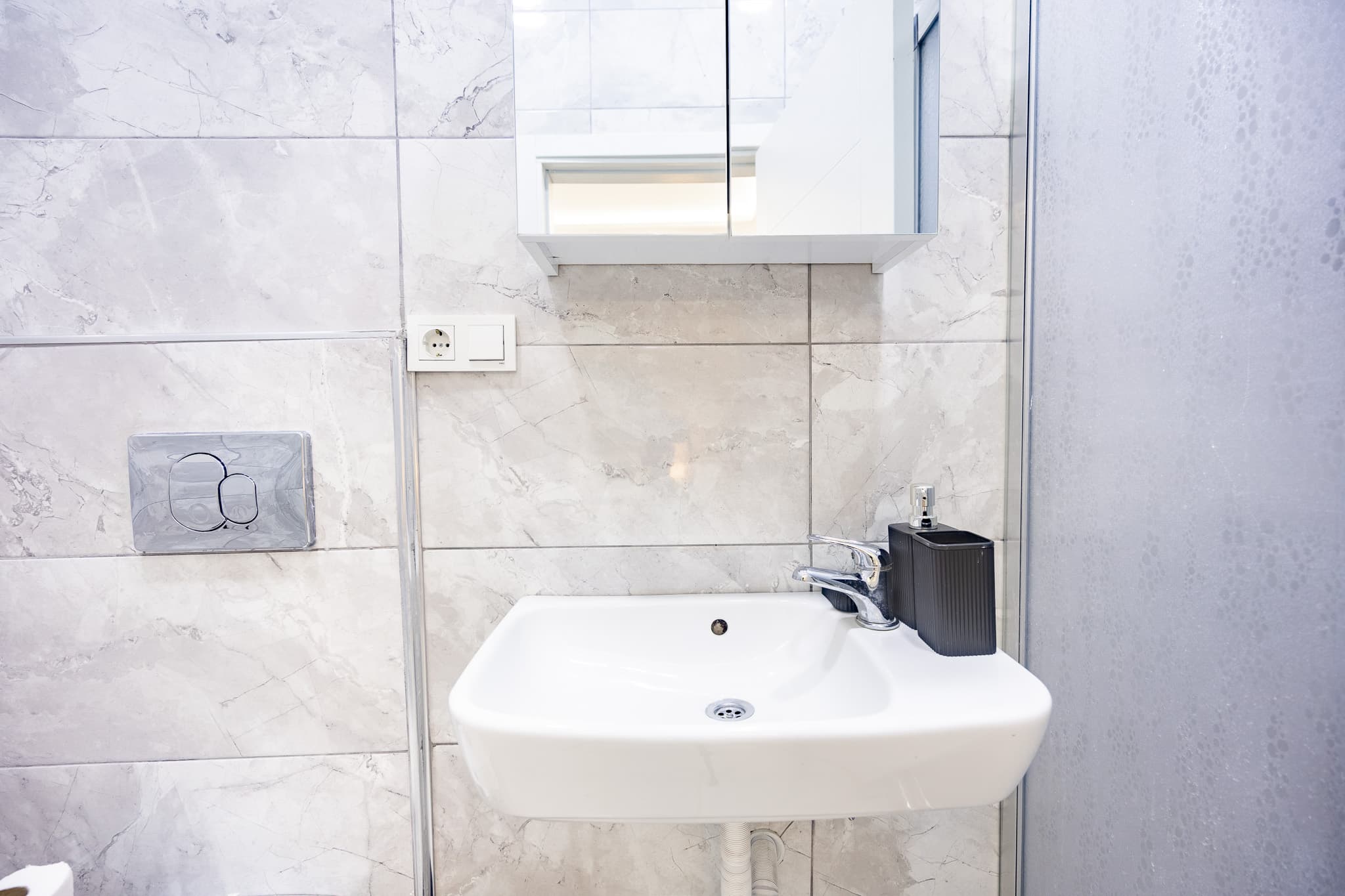 Bright & Modern 2 Bdr | Walk to Taksim, möbliertes Apartment in Beyoğlu, Istanbul — image 17