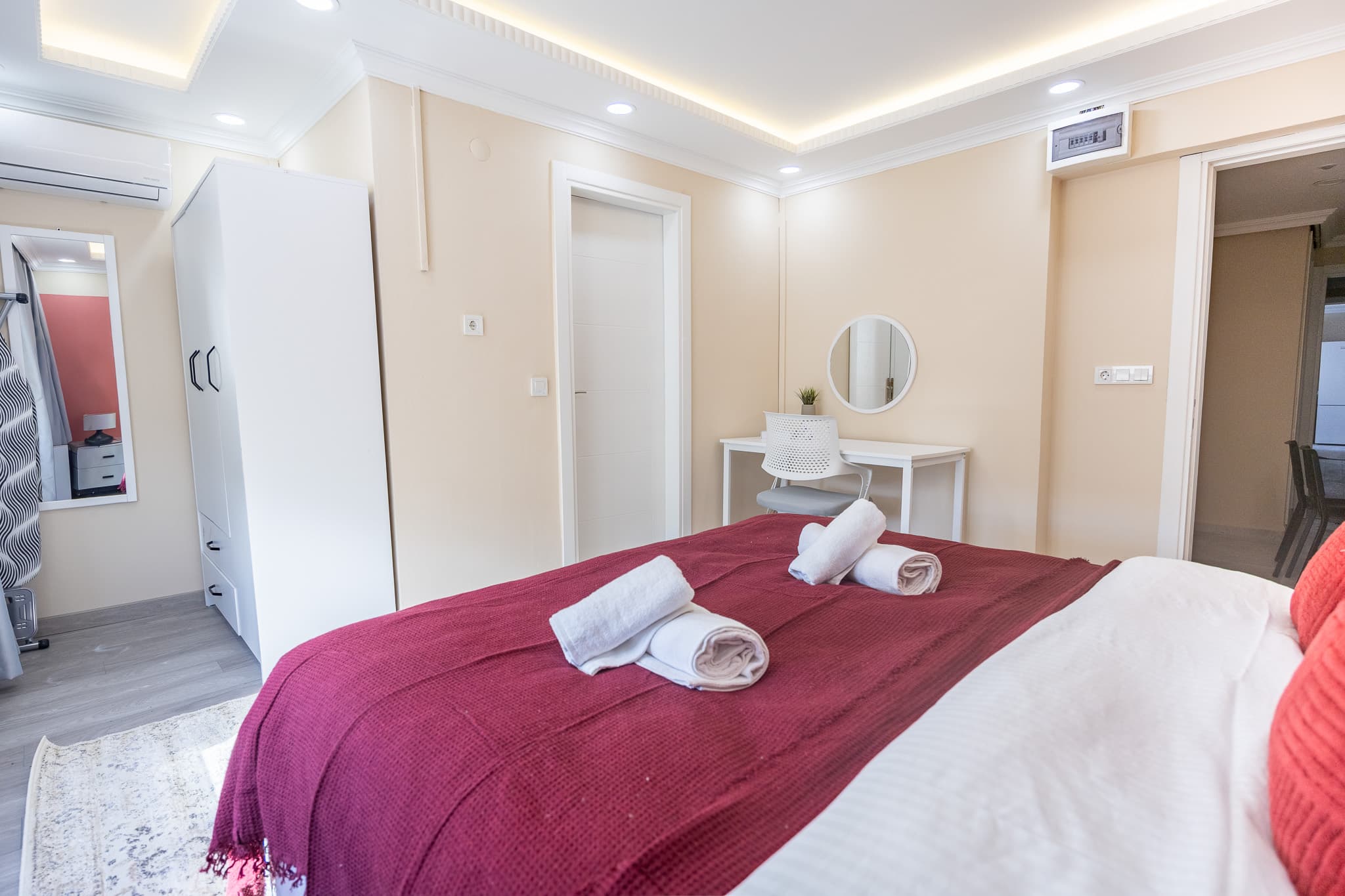 Bright & Modern 2 Bdr | Walk to Taksim, möbliertes Apartment in Beyoğlu, Istanbul — image 15
