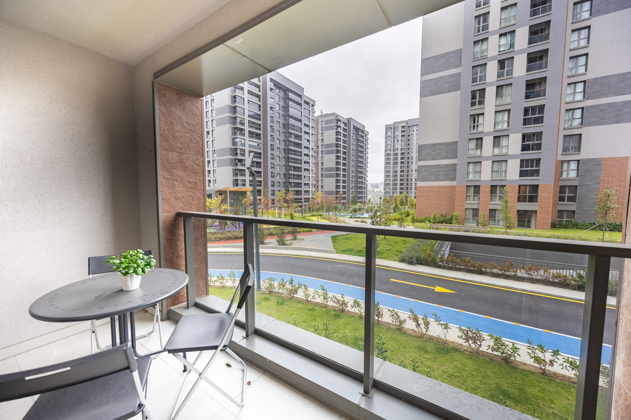 5. Levent Modern 2BR Apt , furnished apartment in Eyüpsultan, Istanbul — image 5