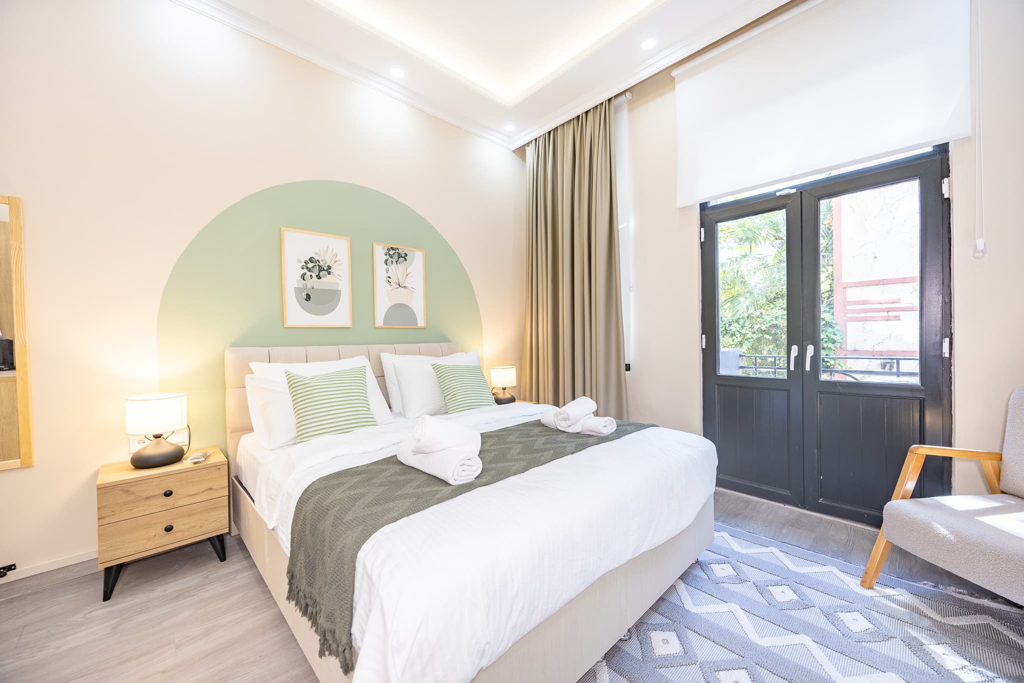 Bright & Cozy Studio | Walk to Taksim، شقة مفروشة في Beyoğlu, Istanbul — image 2