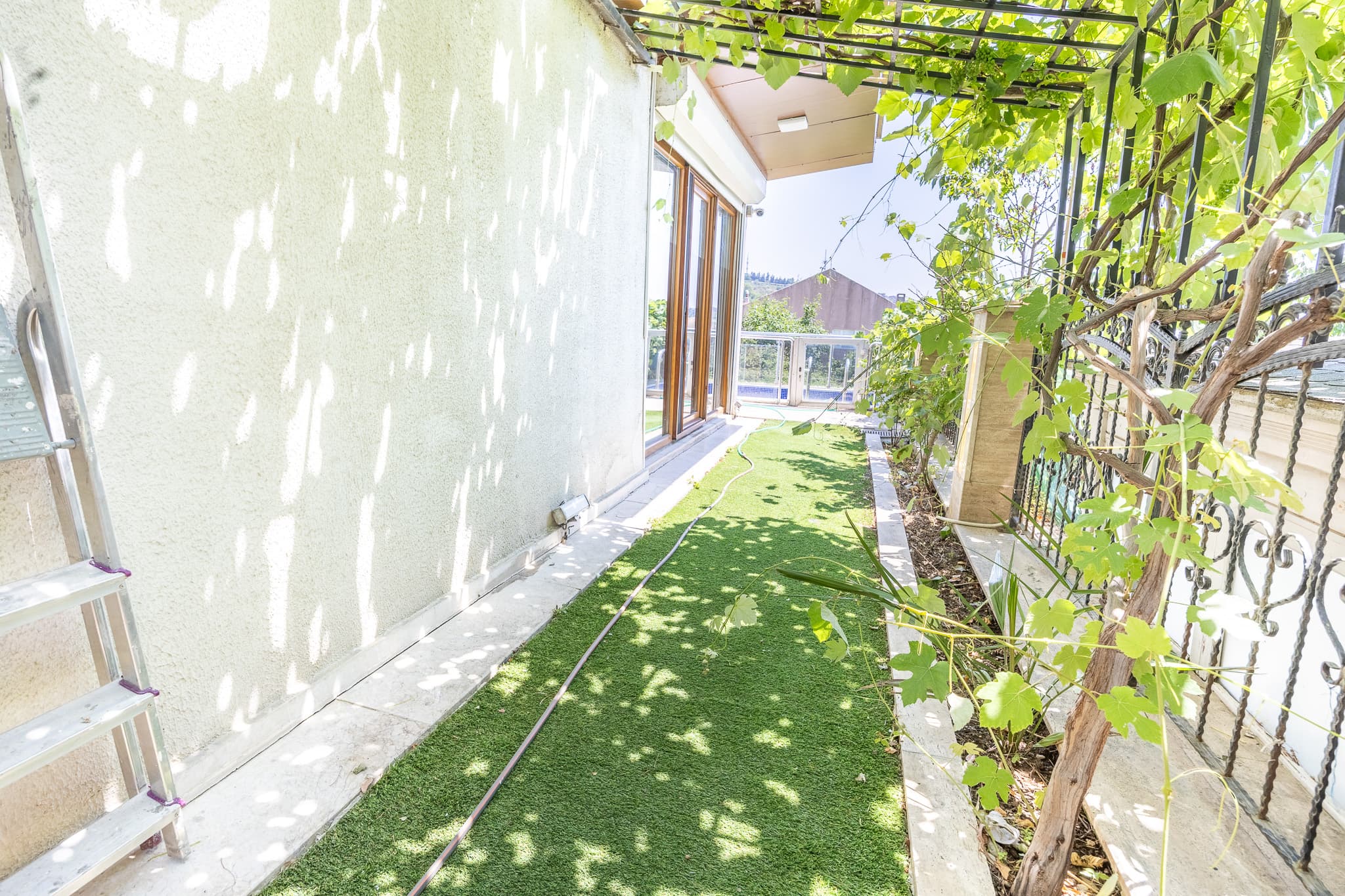 Sea View Villa | Private Pool, möbliertes Apartment in Büyükçekmece, Istanbul — image 14