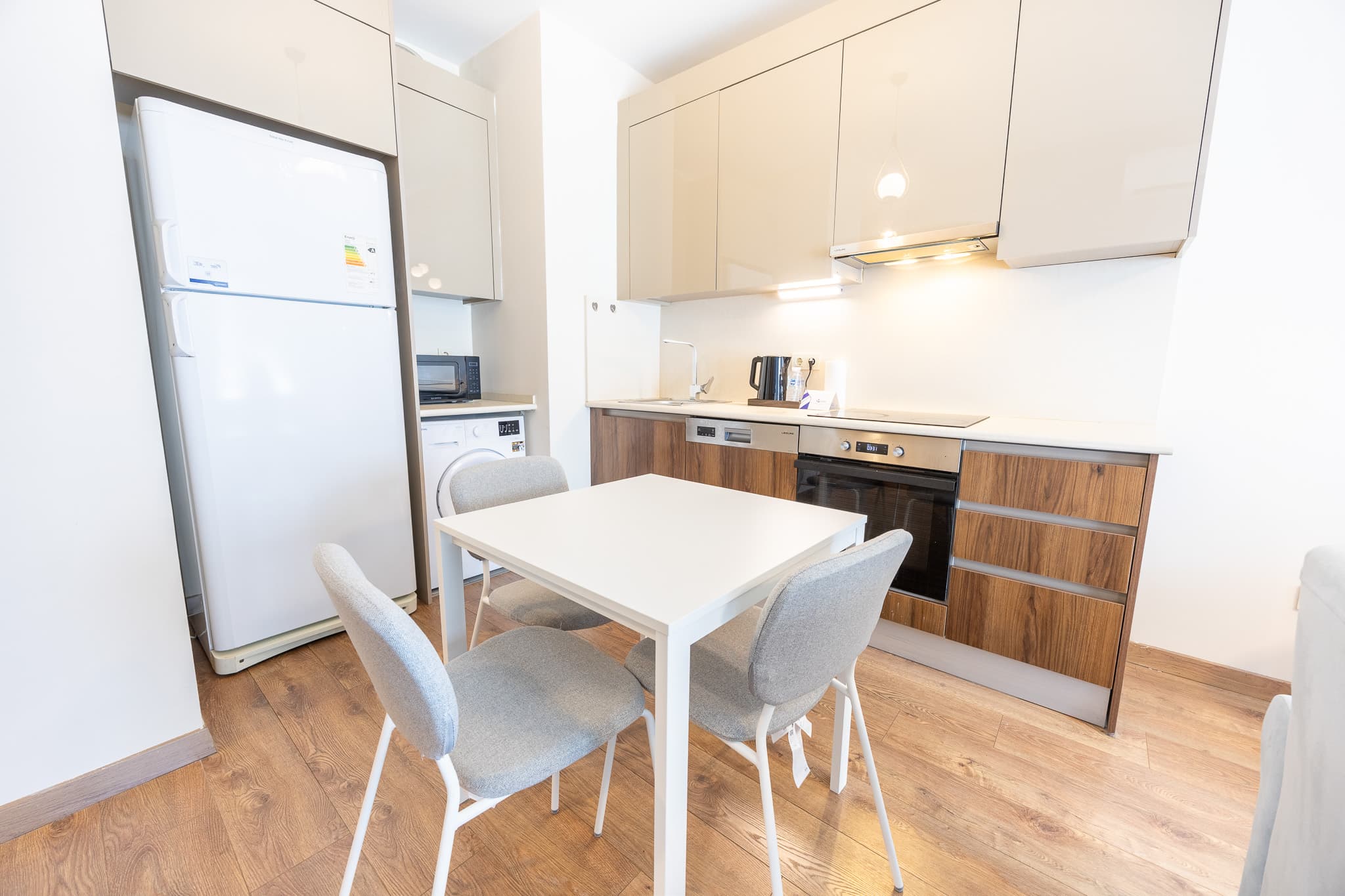 Spacious 1BR with City View | Next to 212 Outlet ، شقة مفروشة في Bağcılar, Istanbul — image 11