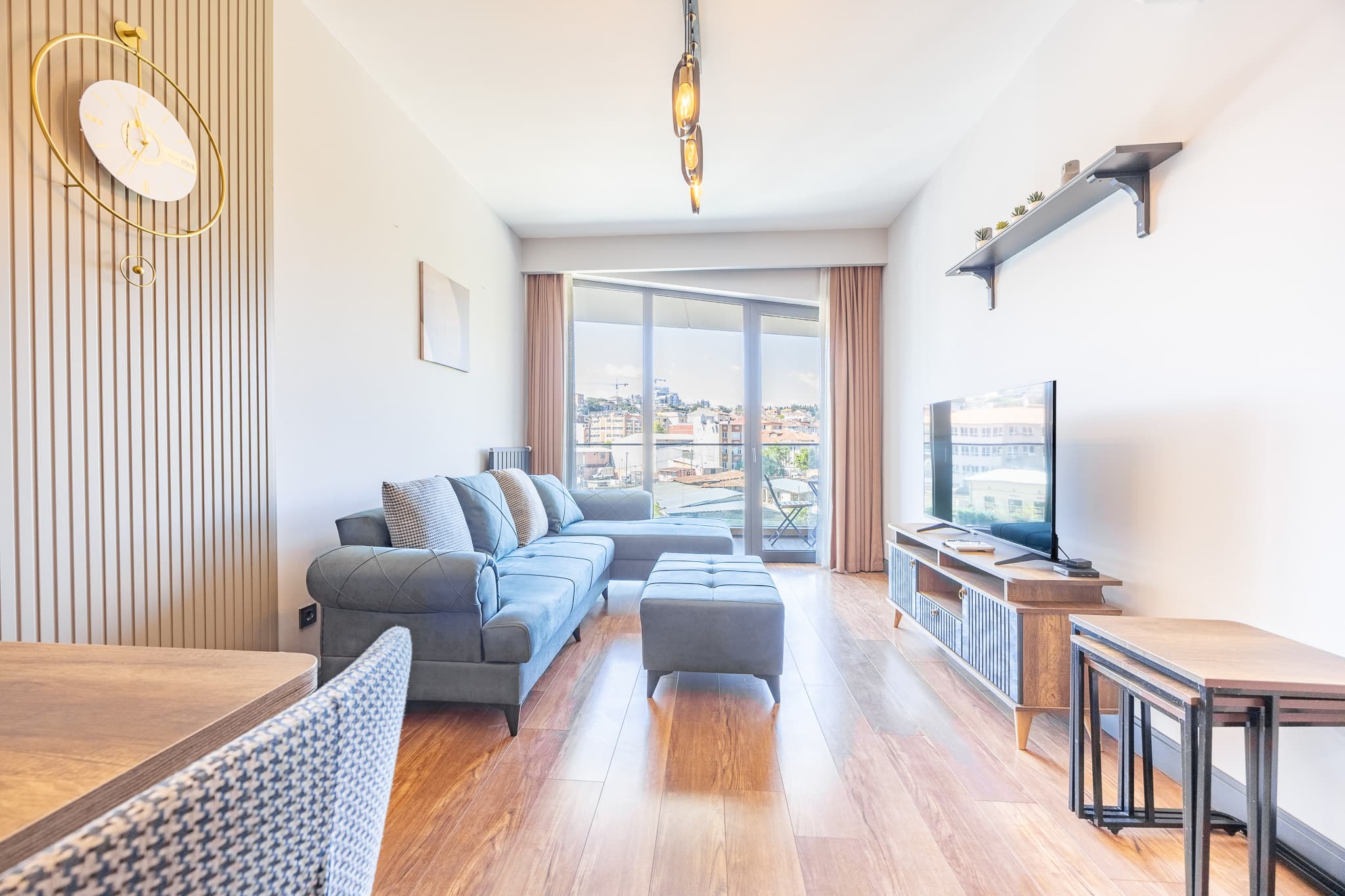 central City Apartment with Premium Amenities , möbliertes Apartment in Beyoğlu, Istanbul — image 2