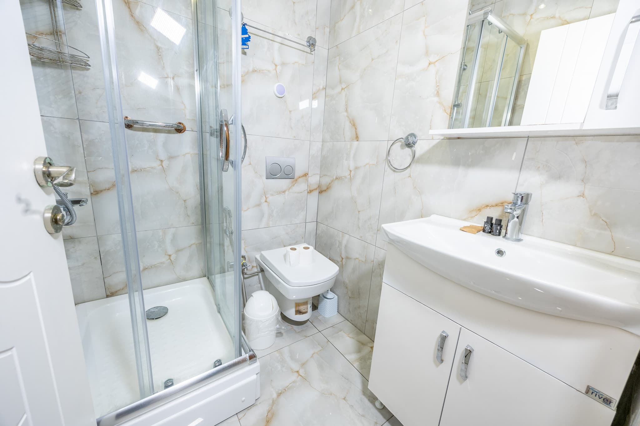 Sea View Villa | Private Pool, möbliertes Apartment in Büyükçekmece, Istanbul — image 18