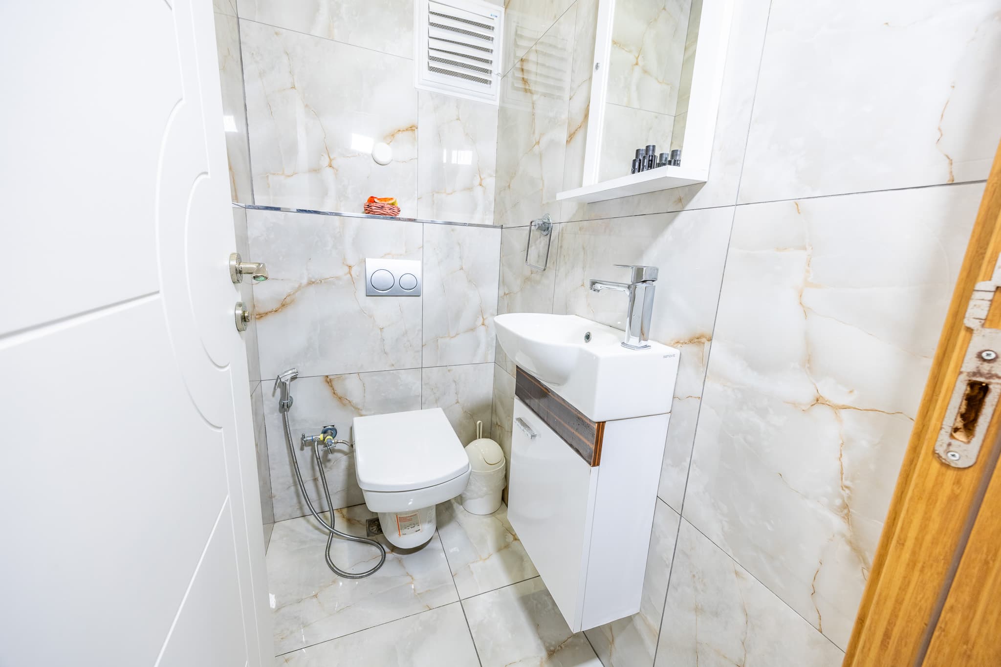 Sea View Villa | Private Pool, möbliertes Apartment in Büyükçekmece, Istanbul — image 17