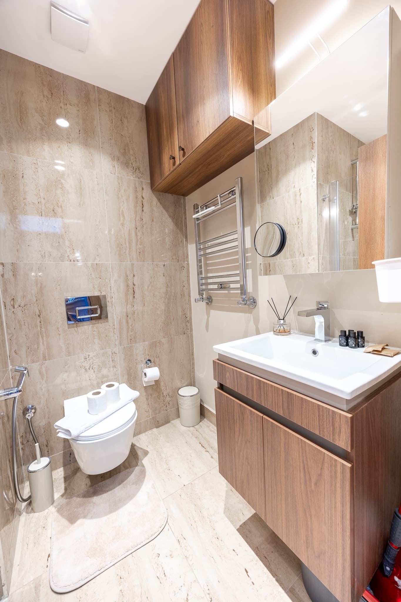 Warm & Stylish 1BR Apartment with City View, furnished apartment in Bağcılar, Istanbul — image 20