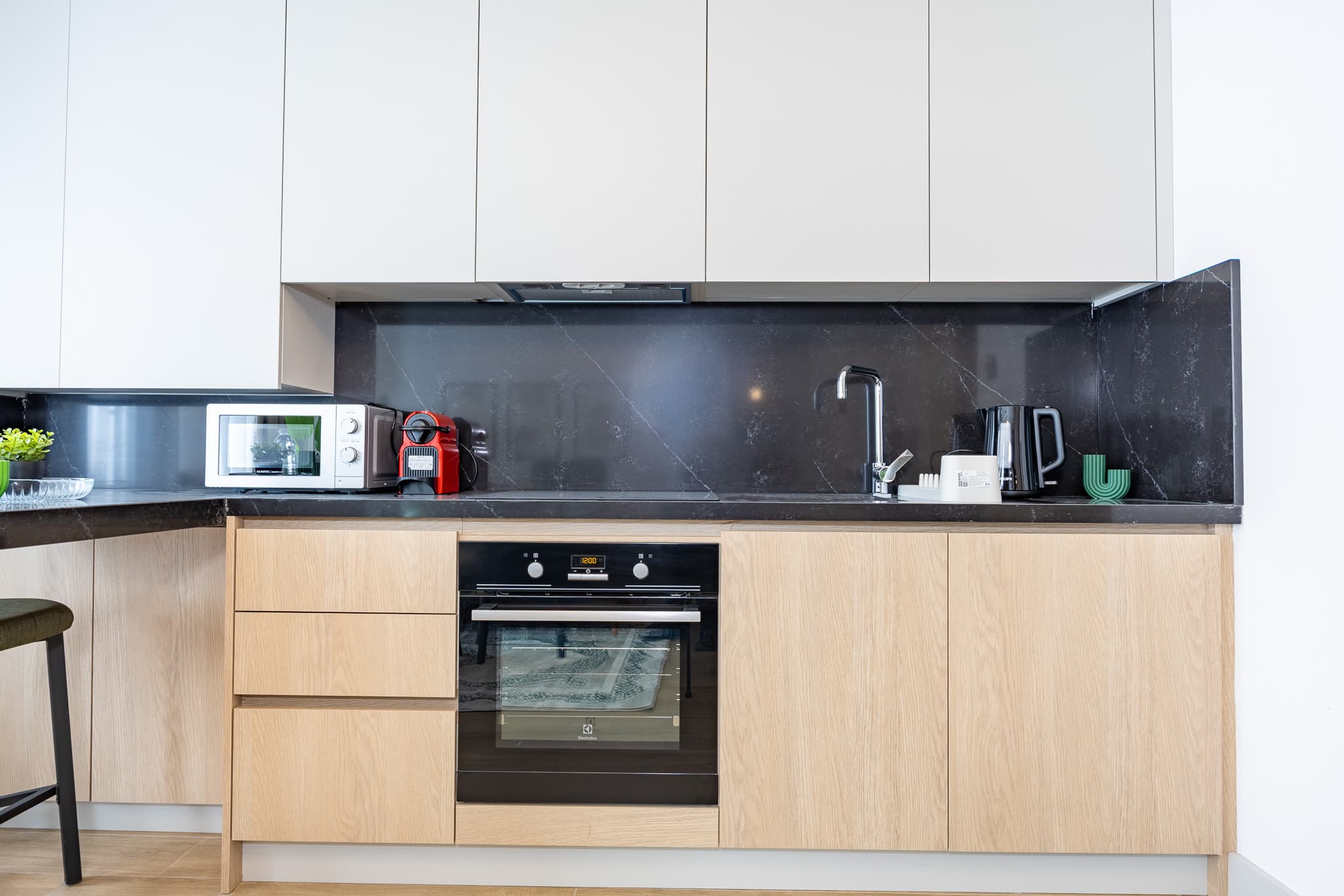 Elegant 1BR | Bright Modern Living، شقة مفروشة في Beyoğlu, Istanbul — image 17