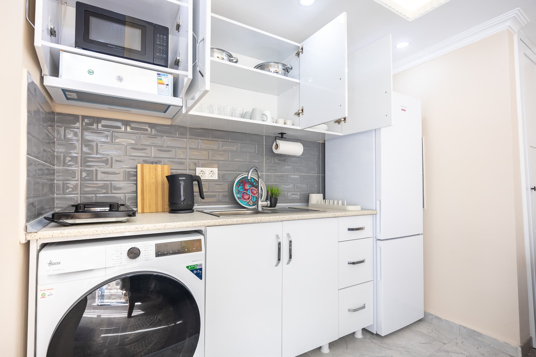 Bright & Modern 1 Bedroom | Walk to Taksim, möbliertes Apartment in Beyoğlu, Istanbul — image 22