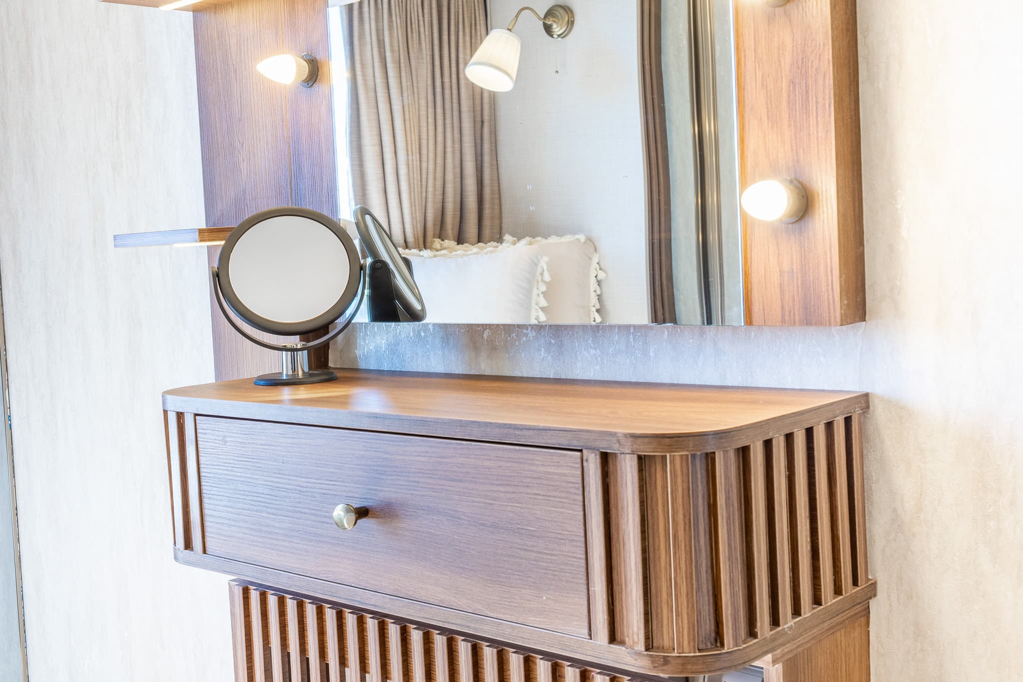 Warm & Stylish 1BR Apartment with City View, furnished apartment in Bağcılar, Istanbul — image 11