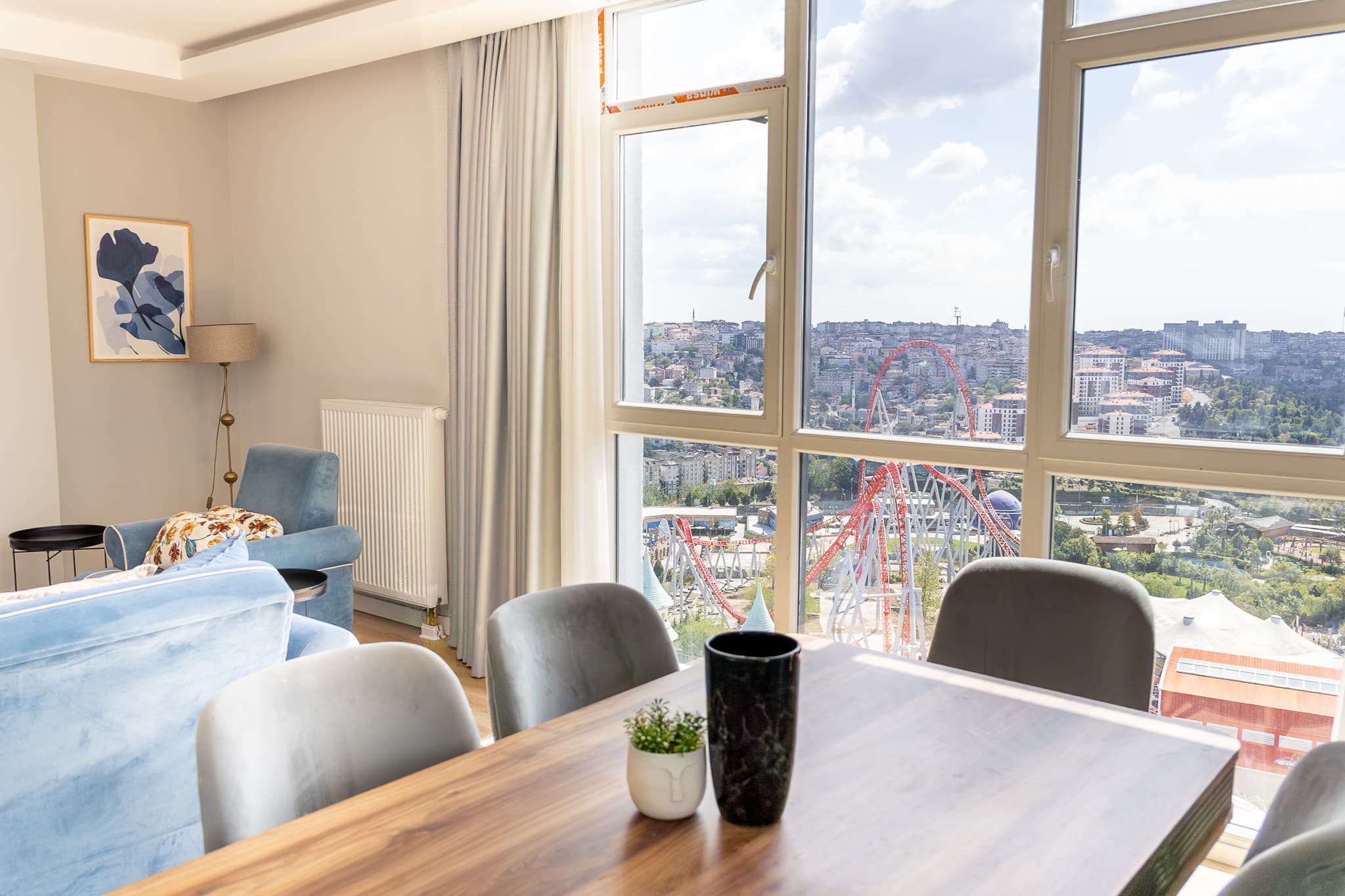 Modern 2BR Apt Near Vialand Mall  , möbliertes Apartment in Eyüpsultan, Istanbul