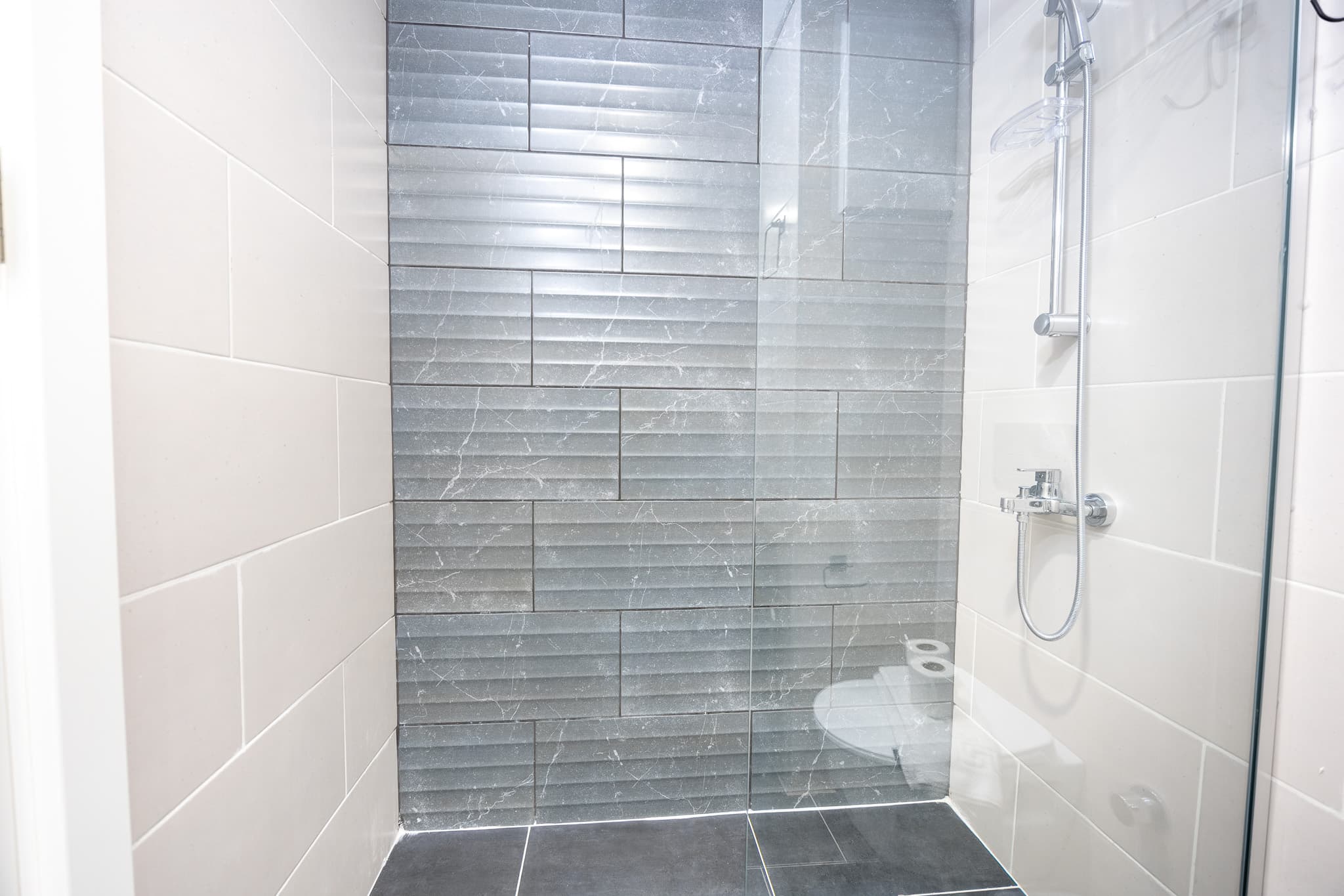 Modern 2BR Apt Near Vialand Mall  ، شقة مفروشة في Eyüpsultan, Istanbul — image 15