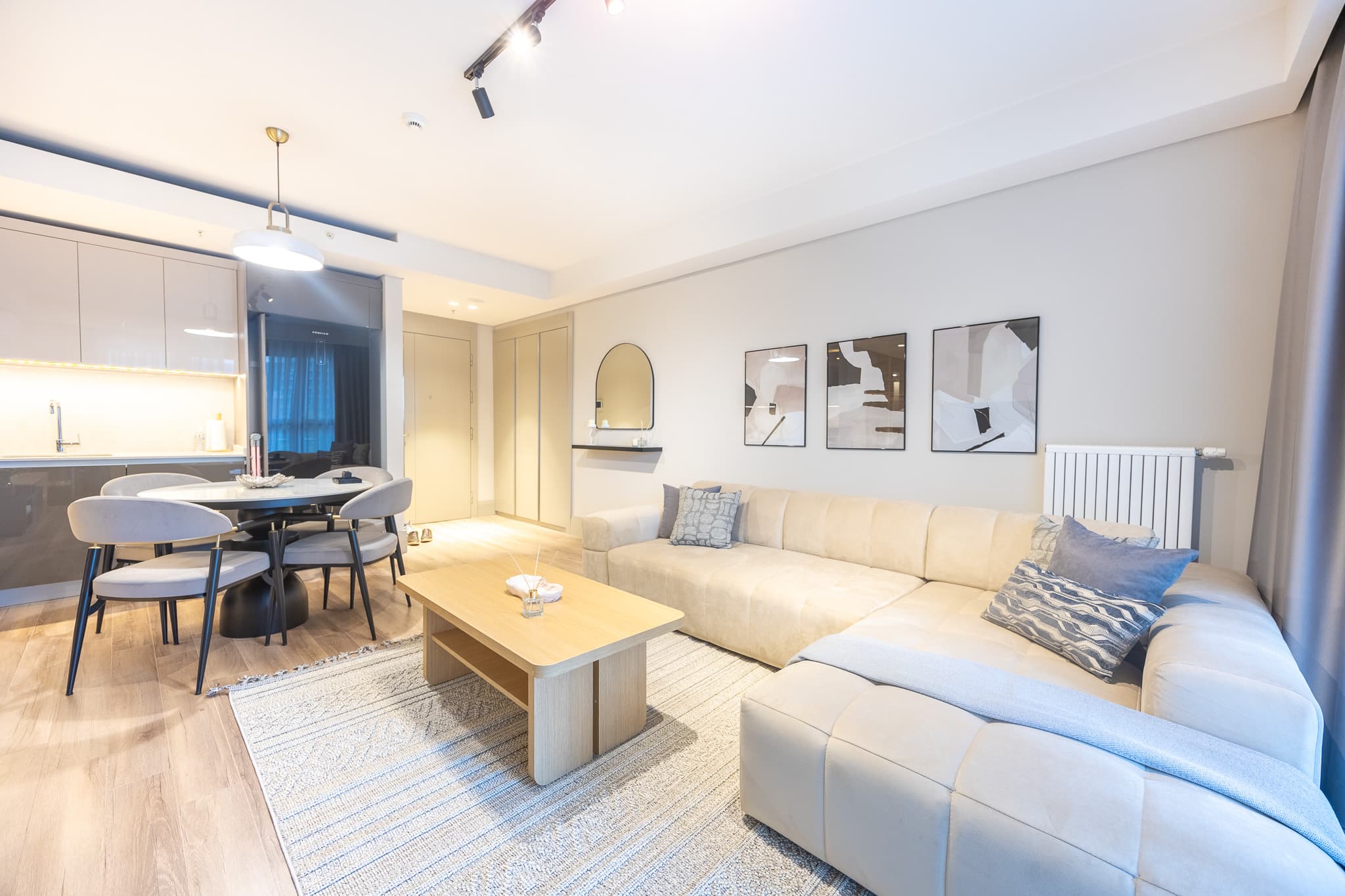 5. Levent Modern 2BR Apt , furnished apartment in Eyüpsultan, Istanbul — image 7