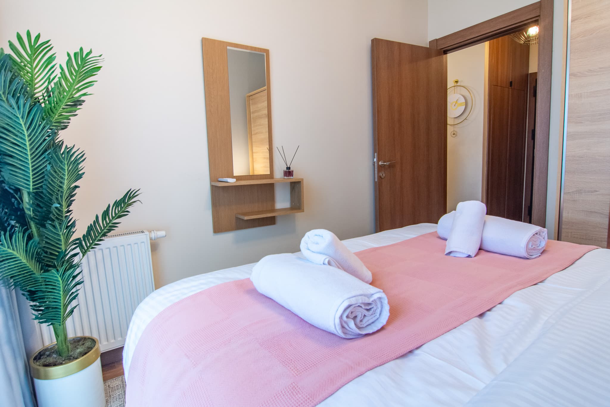 Stylish 1-Bedroom Apartment for City Living, möbliertes Apartment in Bağcılar, Istanbul — image 10