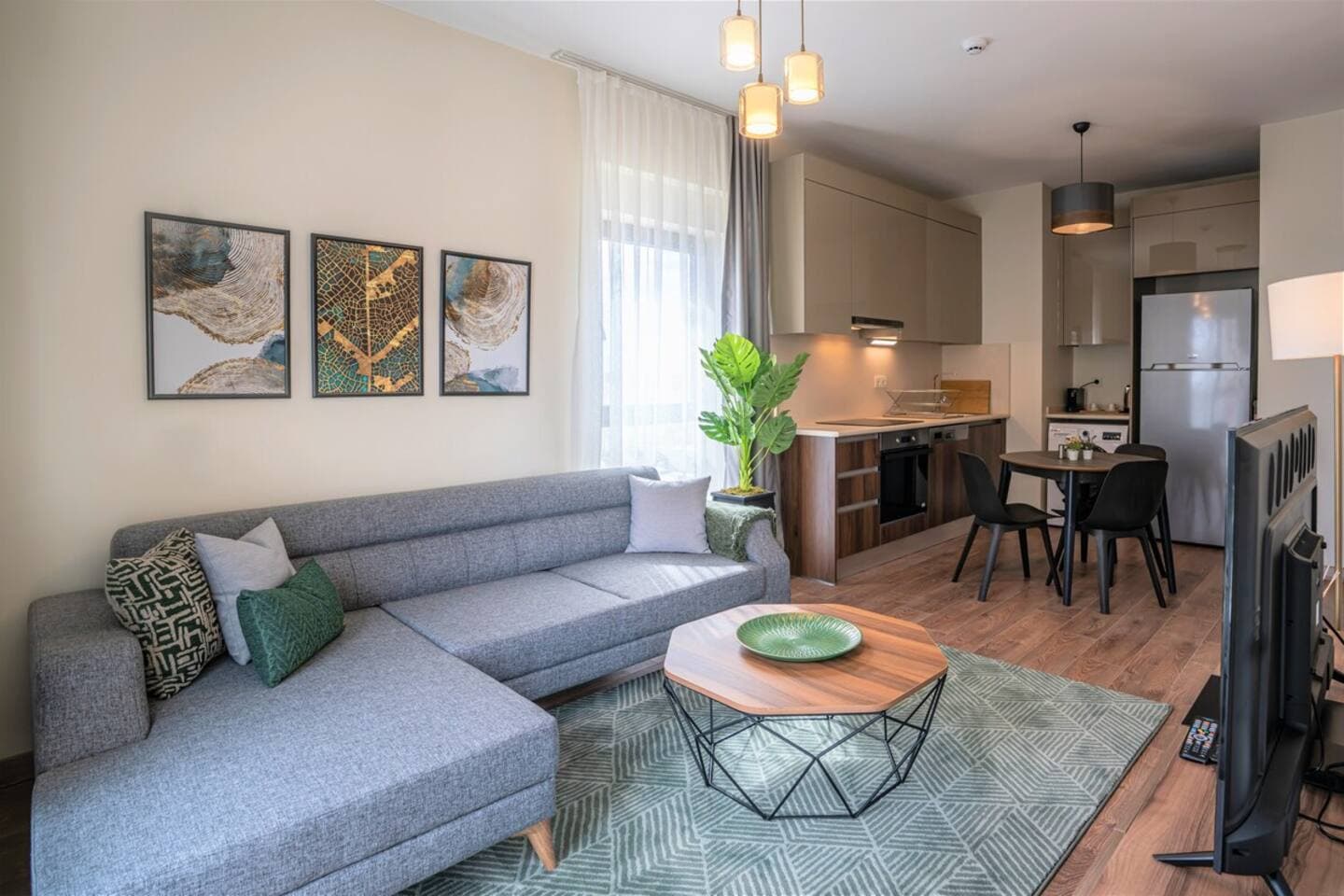 Charming and Cozy 1-Bedroom: Explore the City — image 1