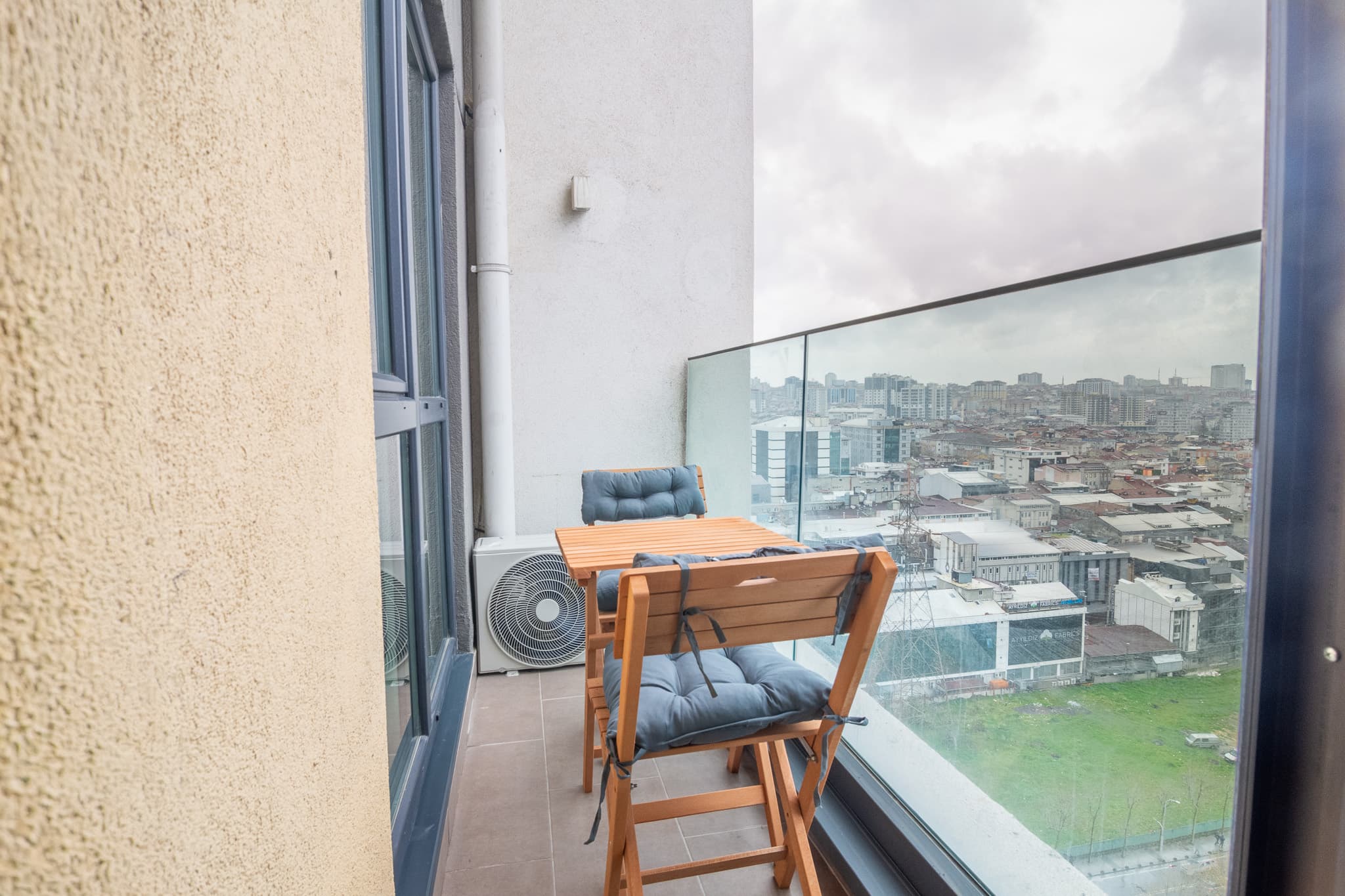Stylish 1-Bedroom Apartment for City Living, möbliertes Apartment in Bağcılar, Istanbul — image 20