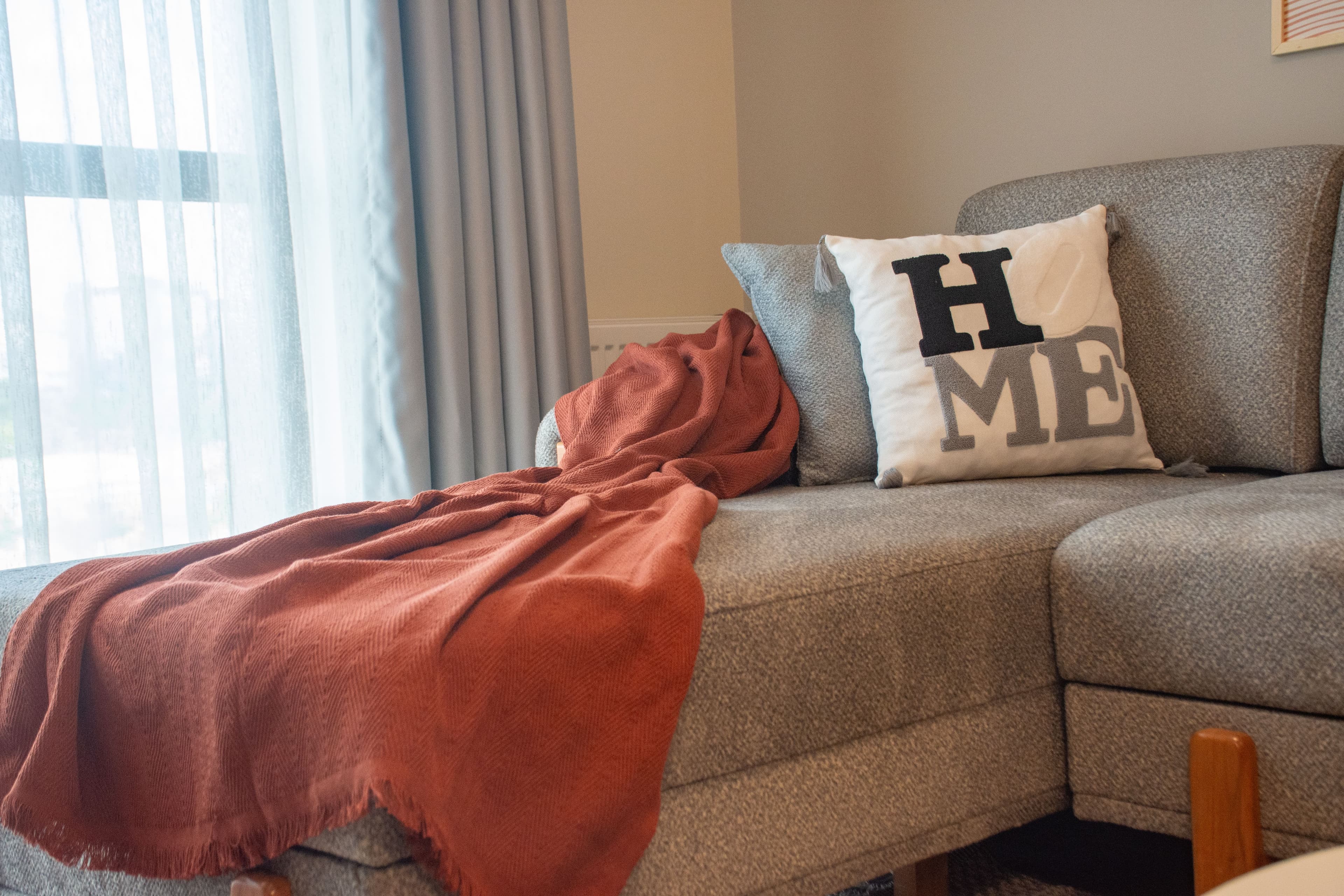 Cozy Modern & Stylish 1BR apartment, appartement meublé à Bağcılar, Istanbul — image 6