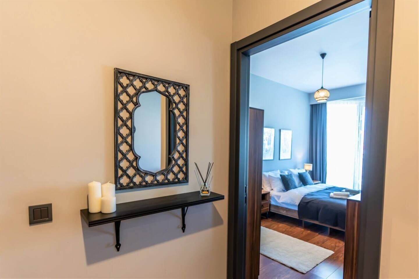 Bright and Modern Apt with Stunning City View, möbliertes Apartment in Beyoğlu, Istanbul — image 3