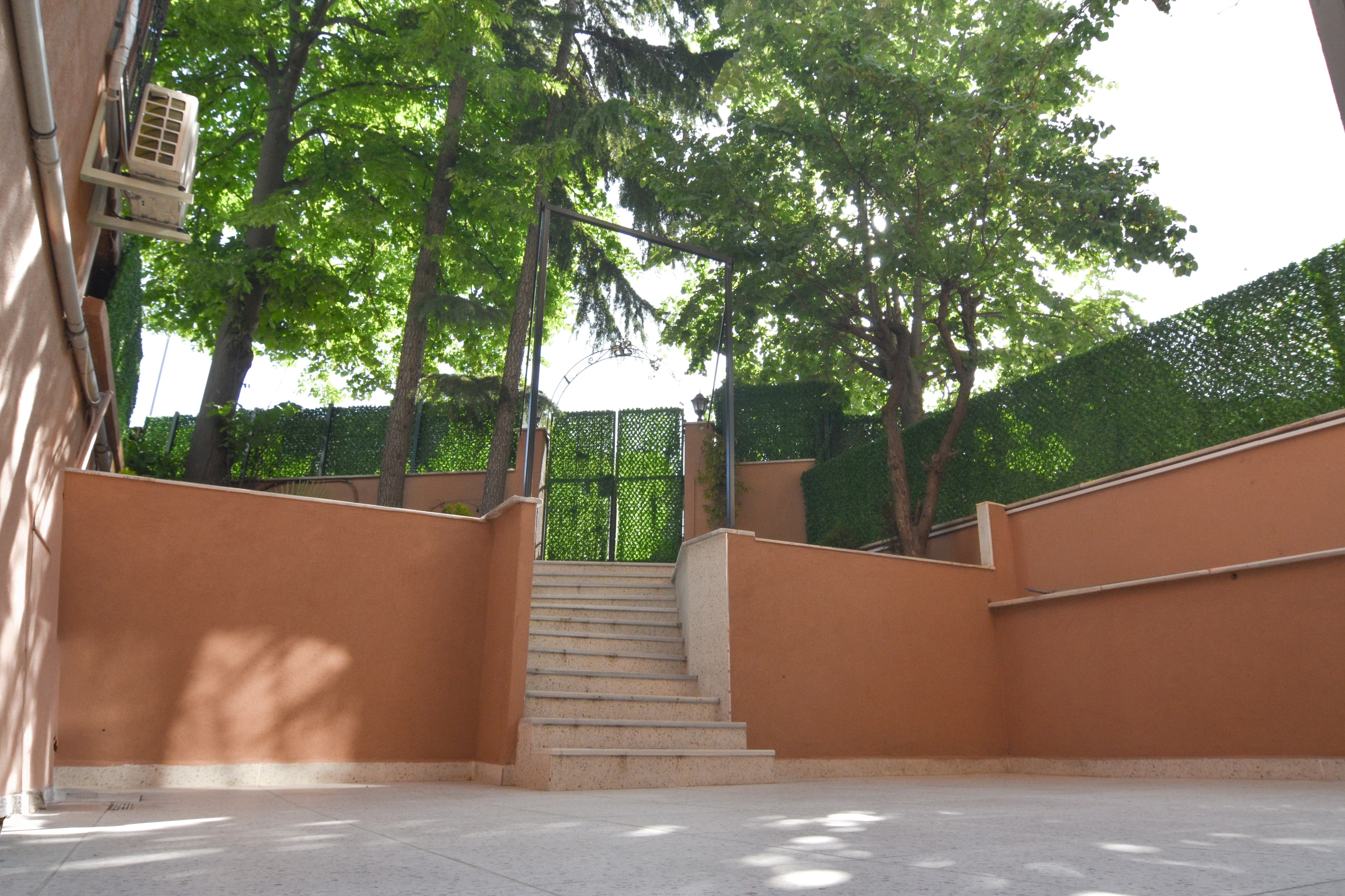 Bright 2BR Home with outdoor garden and  BBQ , furnished apartment in Beylikdüzü, Istanbul — image 24