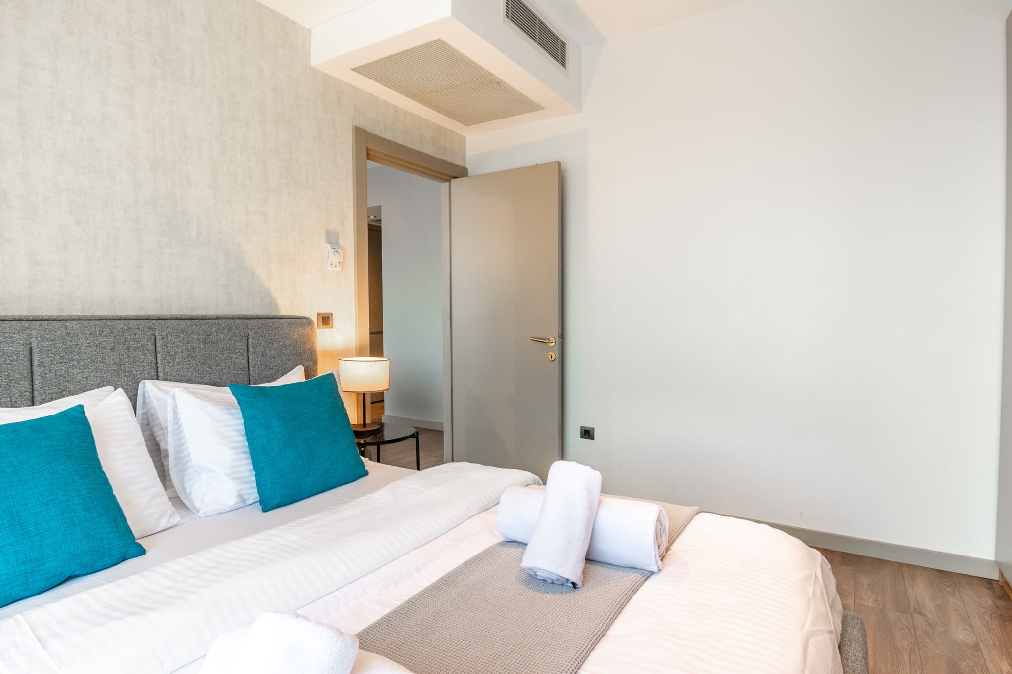 2-Bedroom Escape with city view, apartamento amueblado en Bağcılar, Istanbul — image 15