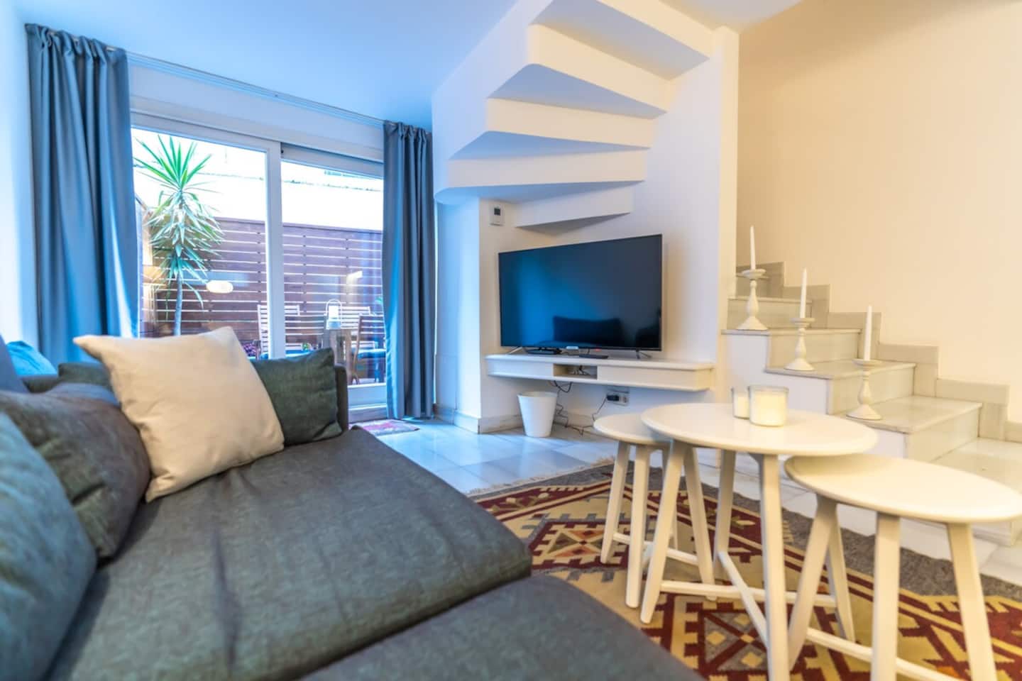 Duplex Modern City Gem with Terrace , apartamento amueblado en Beyoğlu, Istanbul — image 3