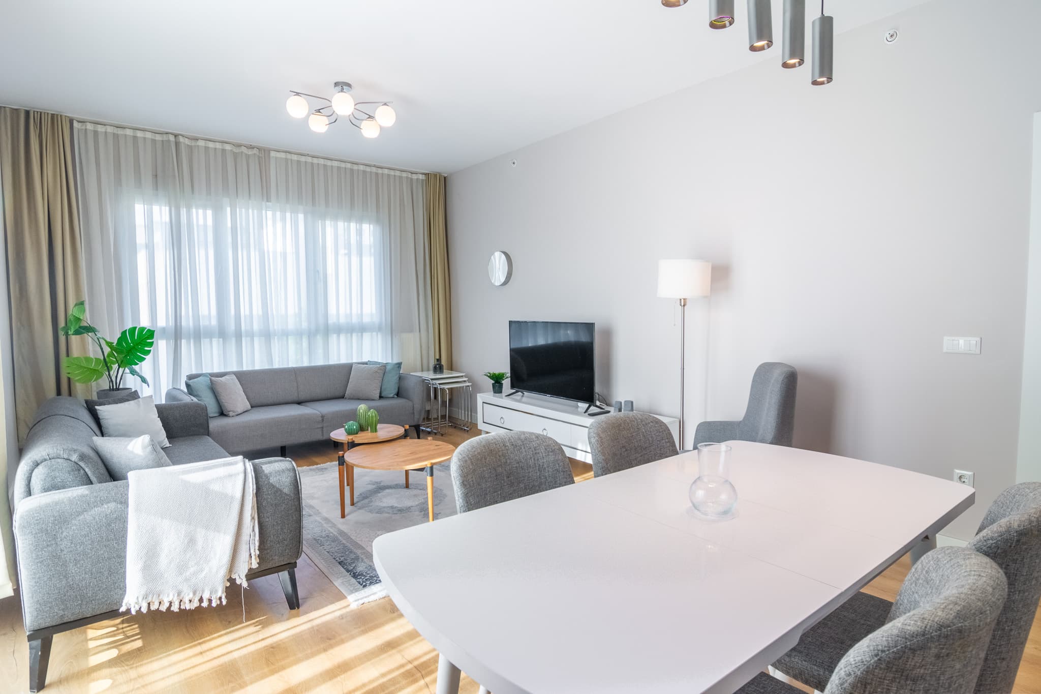 2-Bedroom Escape: Perfect for Families — image 4