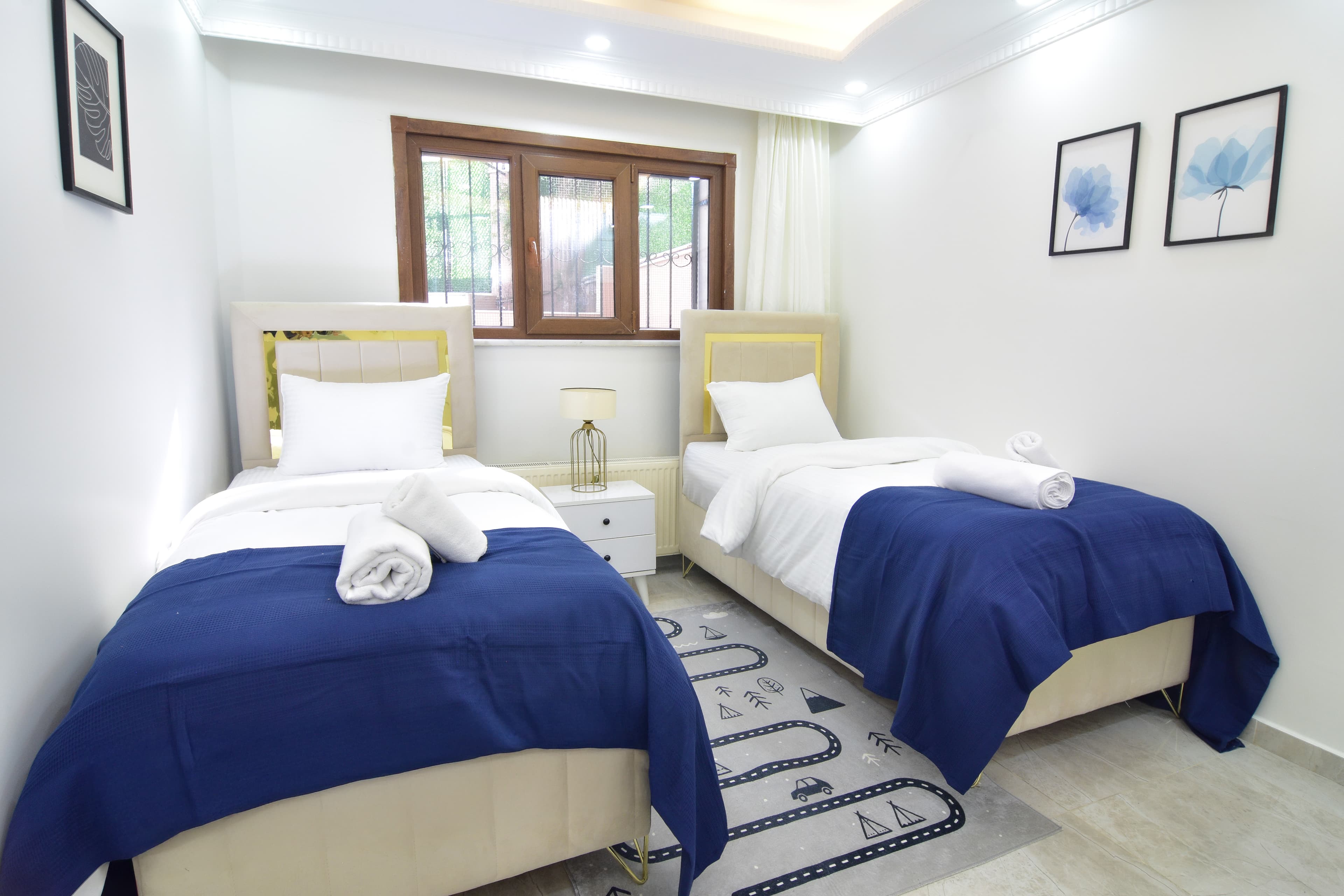 Bright 2BR Home with outdoor garden and  BBQ , furnished apartment in Beylikdüzü, Istanbul — image 22