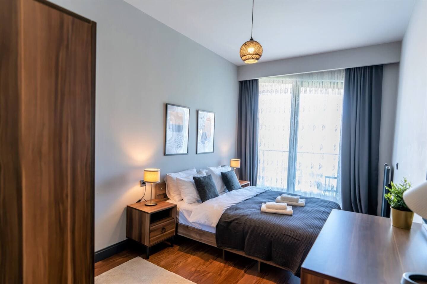 Bright and Modern Apt with Stunning City View, möbliertes Apartment in Beyoğlu, Istanbul — image 4