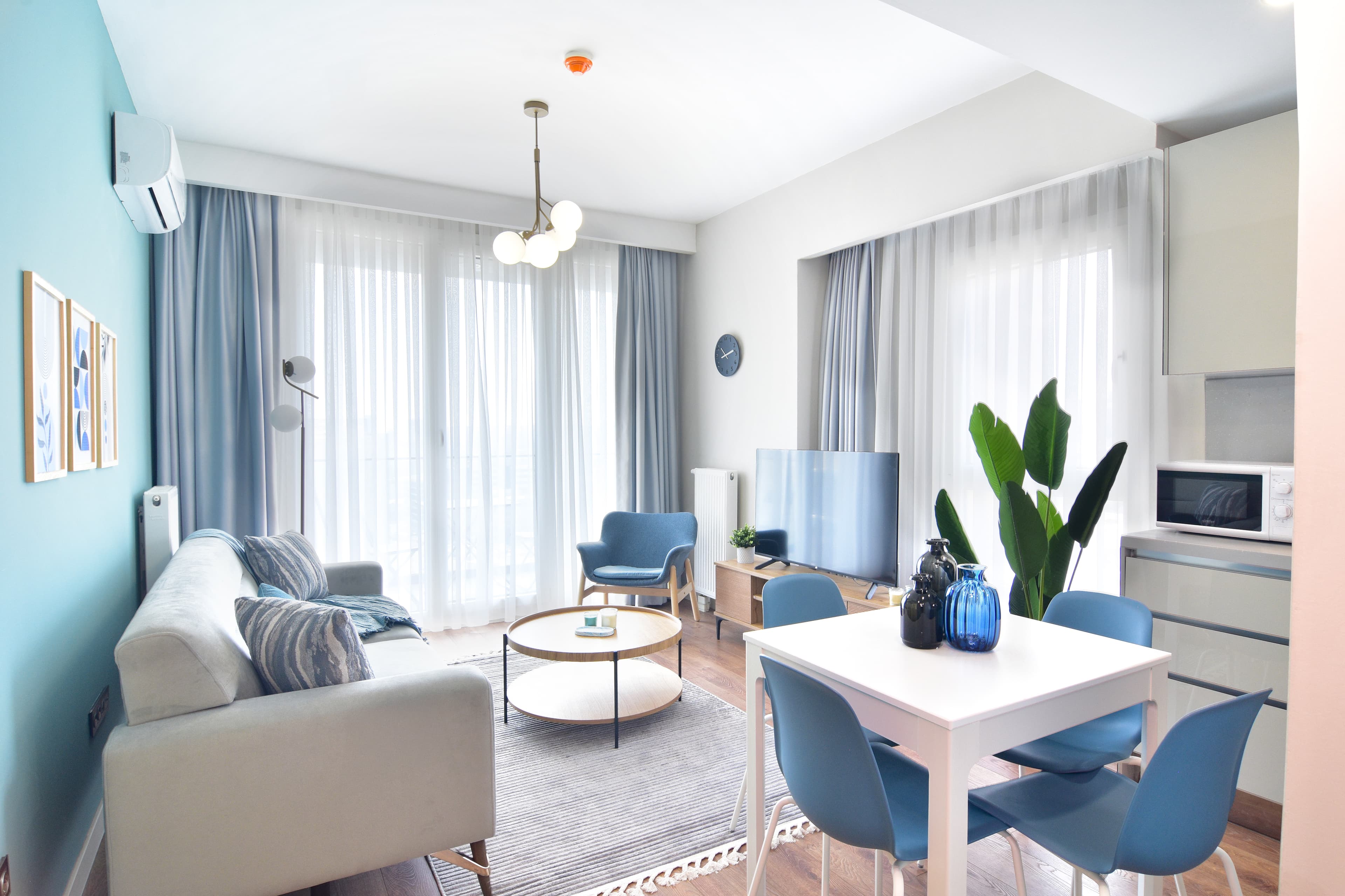 13th floor Brand new cozy 2BR Apt with Balcony — image 4
