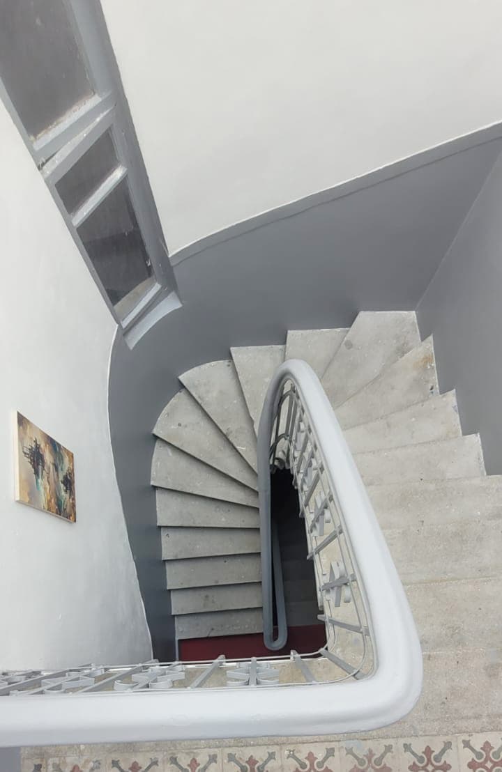 4min to Osmanbey 2 BR apart,4th floor with balcony — image 23