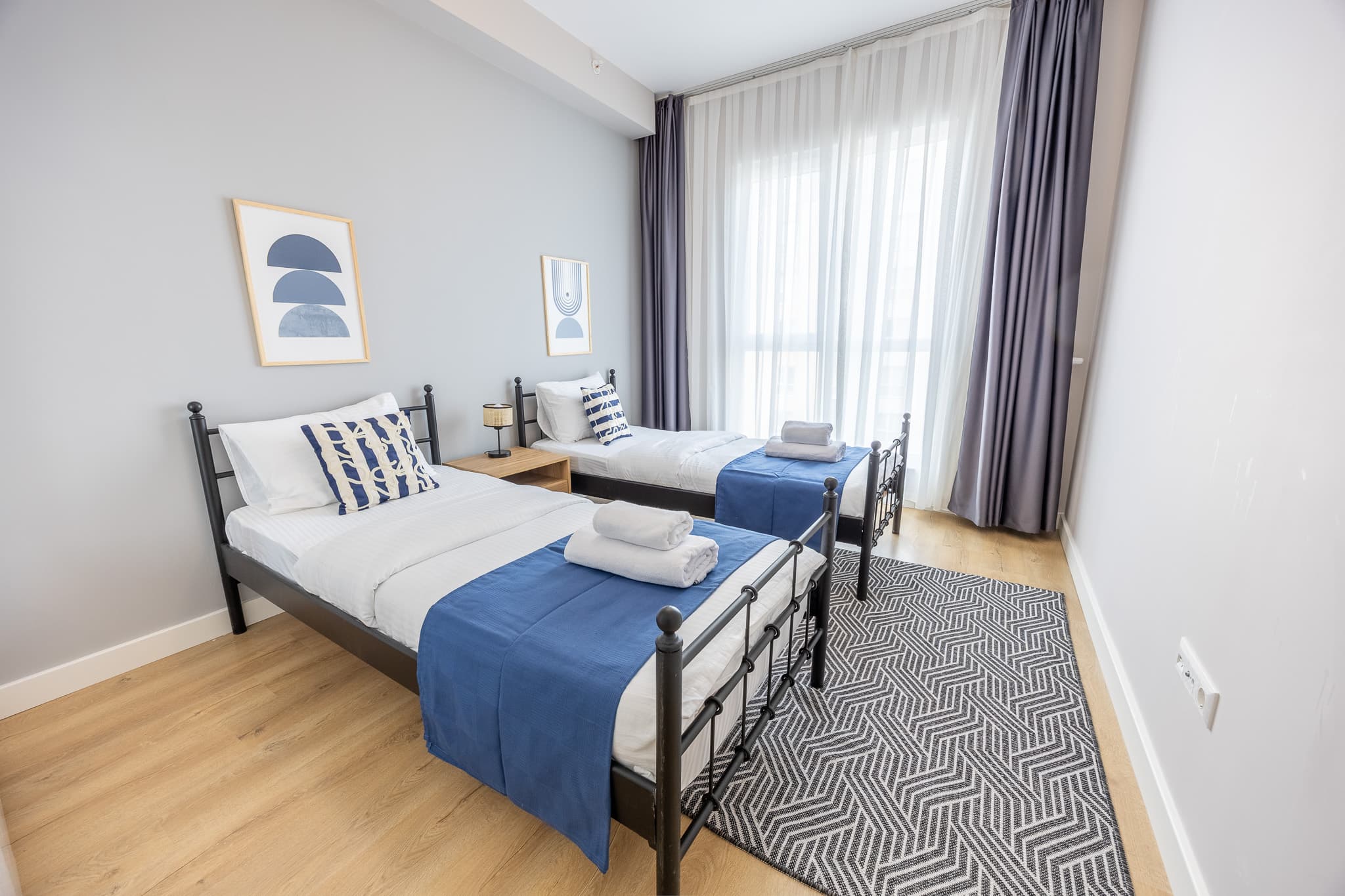 Bright & Modern 2BR Apartment Perfect for Families — image 22