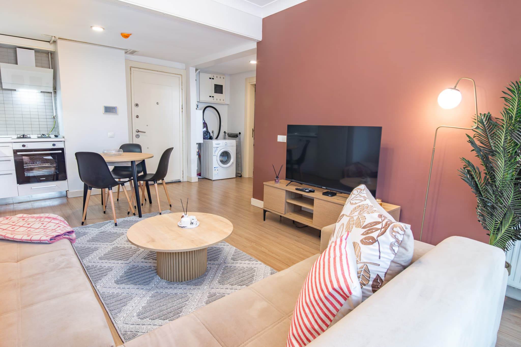 Modern 1BR Apartment Near Kayaşehir attractions, appartement meublé à Başakşehir, Istanbul — image 9