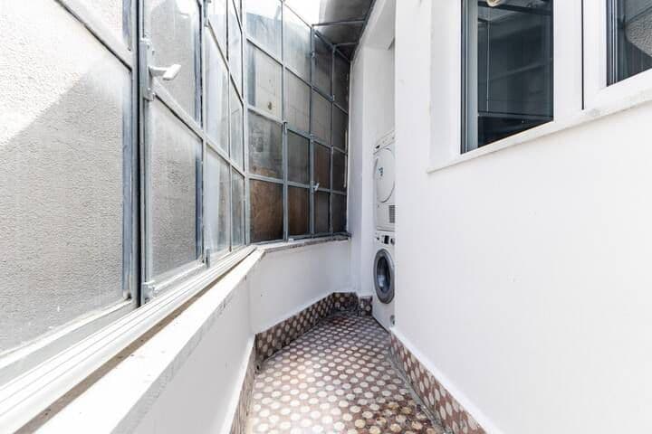 4min to Osmanbey 2 BR apart,4th floor with balcony — image 20
