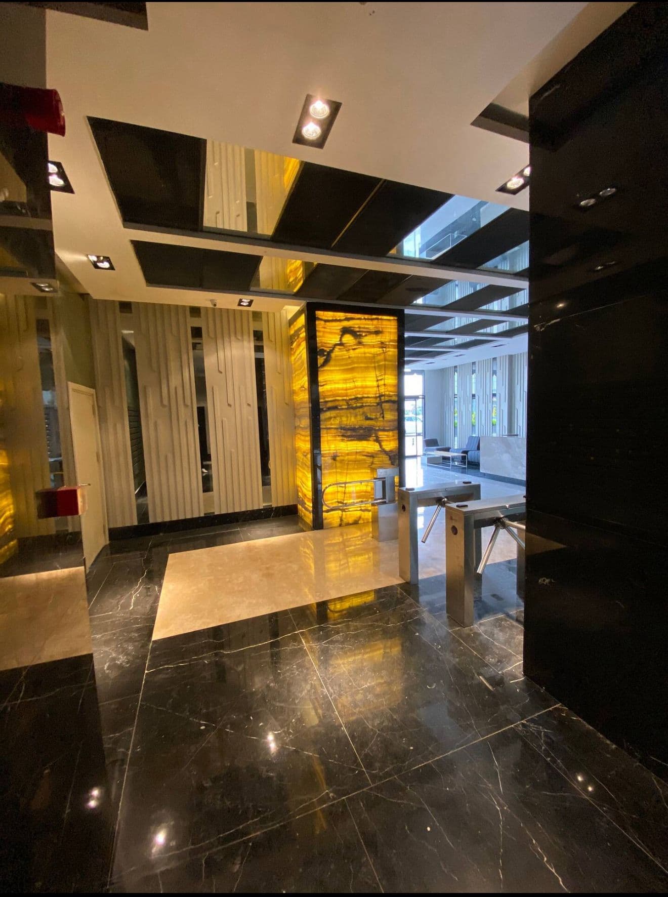 2-Bedroom Escape with city view, apartamento amueblado en Bağcılar, Istanbul — image 32