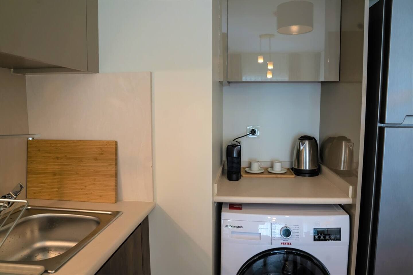 Charming and Cozy 1-Bedroom: Explore the City — image 12