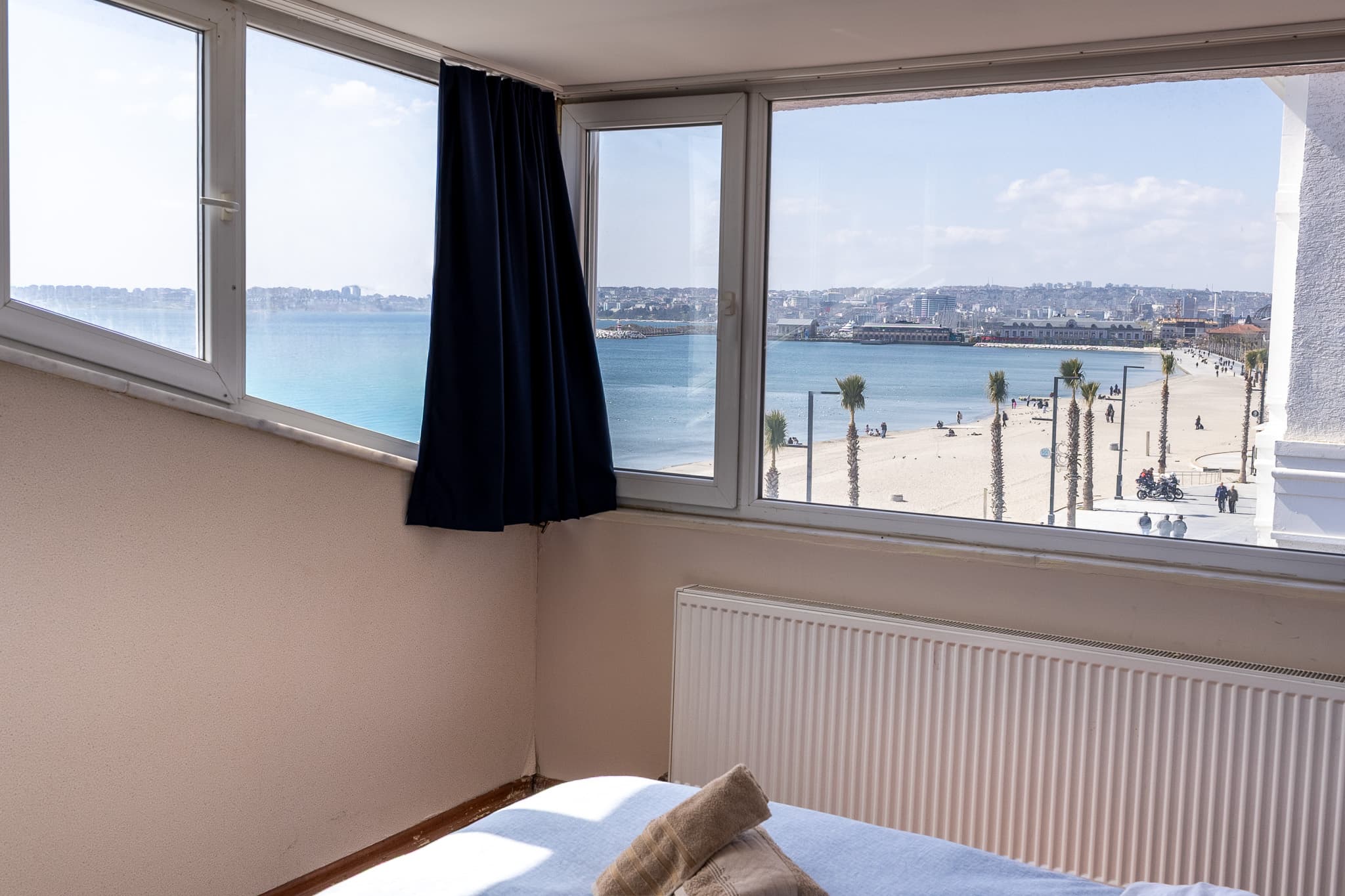 Seaside 3-Bedroom Duplex with Jacuzzi, möbliertes Apartment in Büyükçekmece, Istanbul — image 18