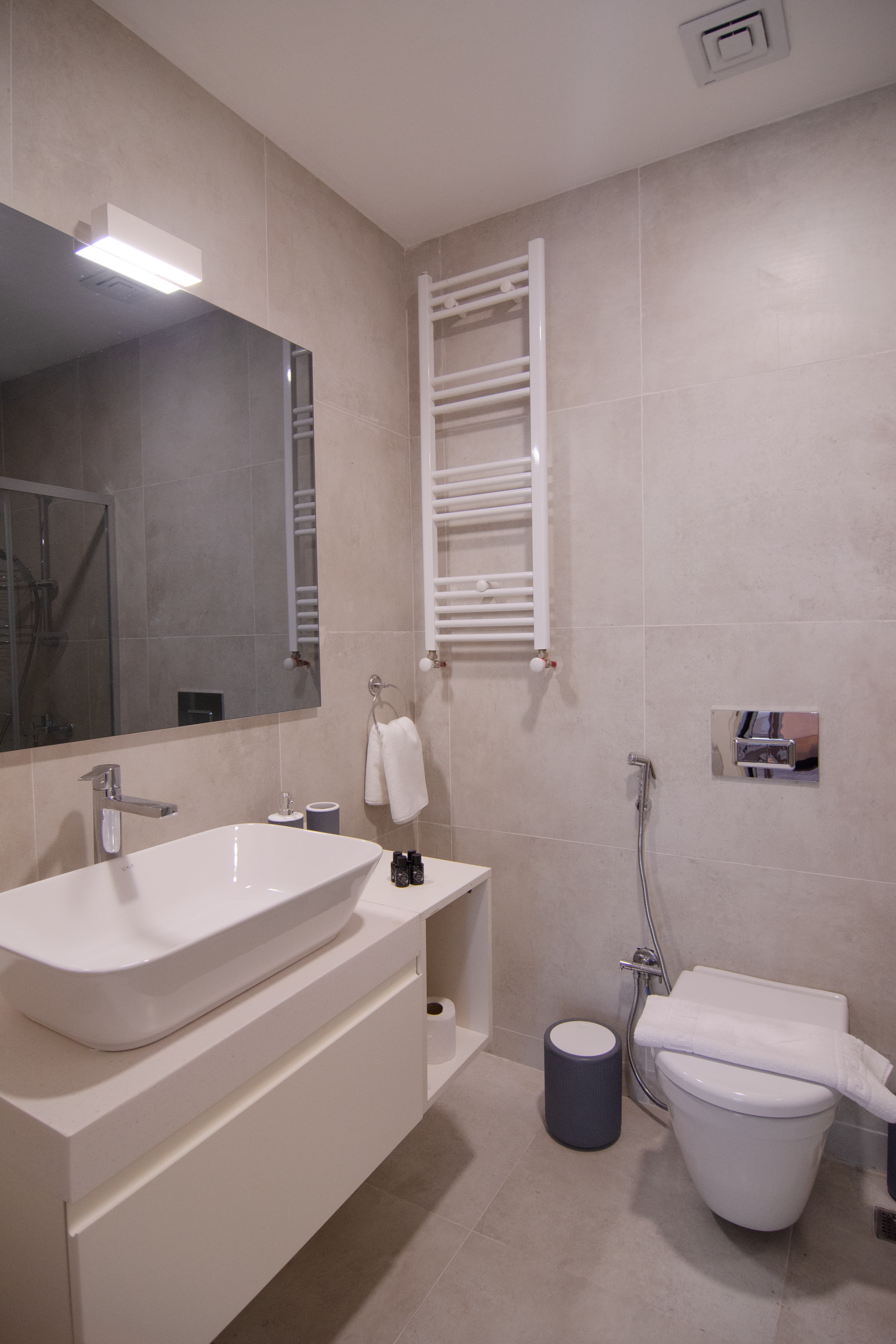 Cozy Retreat: Stylish 2BR Apt, möbliertes Apartment in Bağcılar, Istanbul — image 10
