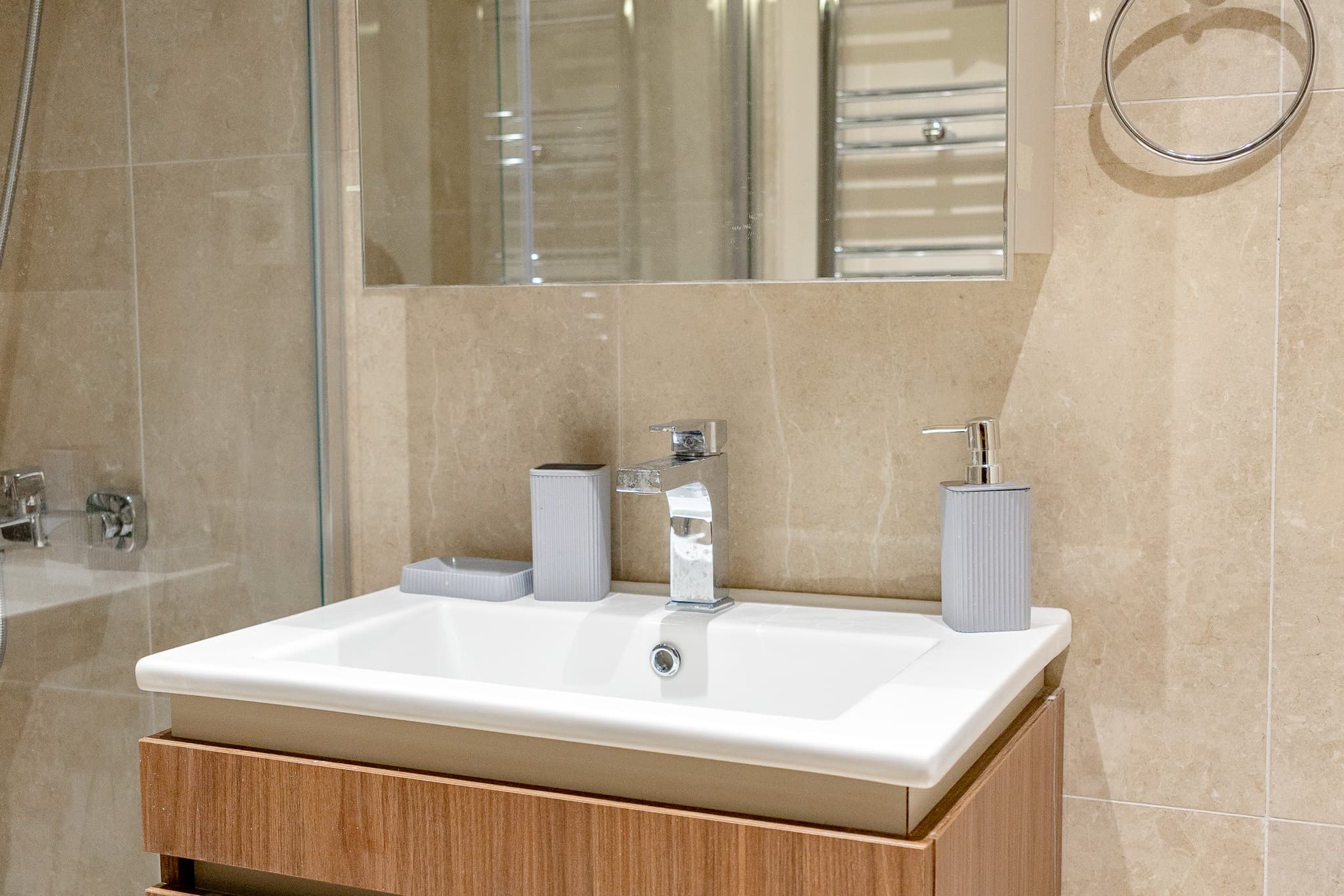 Modern 2BR  | City View، شقة مفروشة في Bağcılar, Istanbul — image 23
