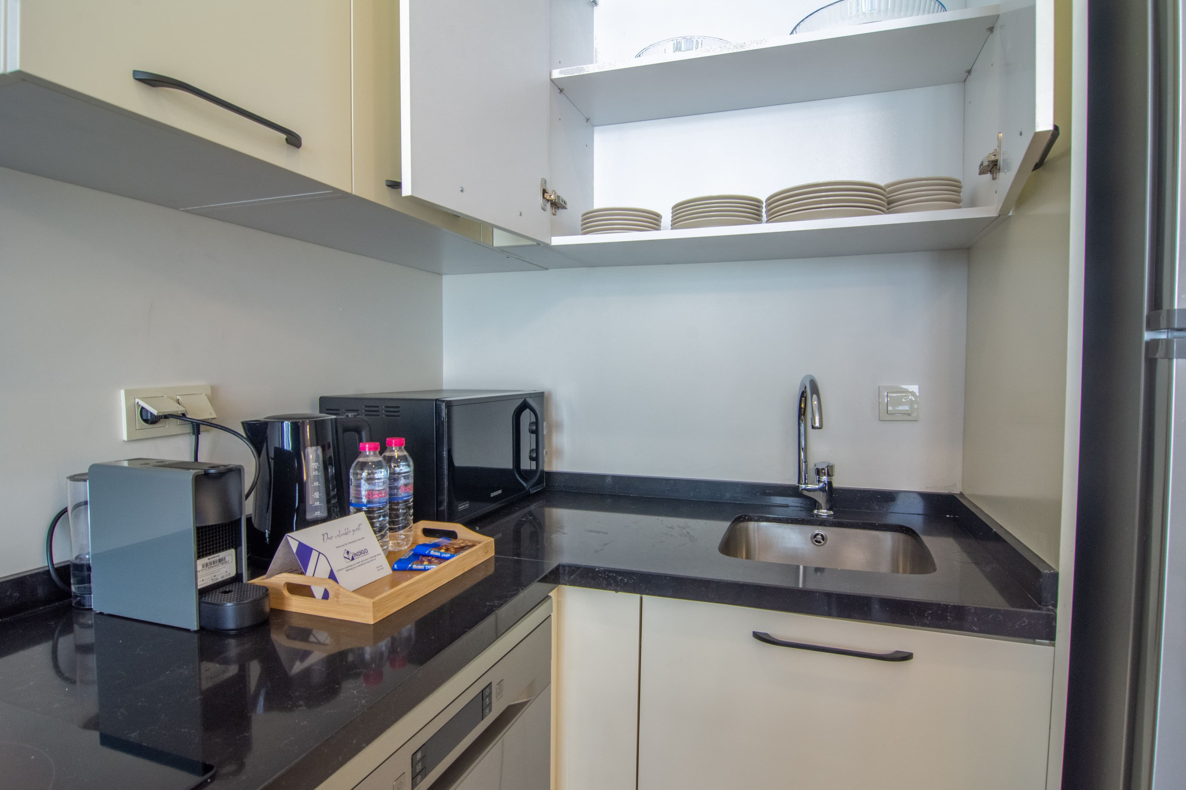 Modern 1 Bdr in Taksim Palace, möbliertes Apartment in Şişli, Istanbul — image 17